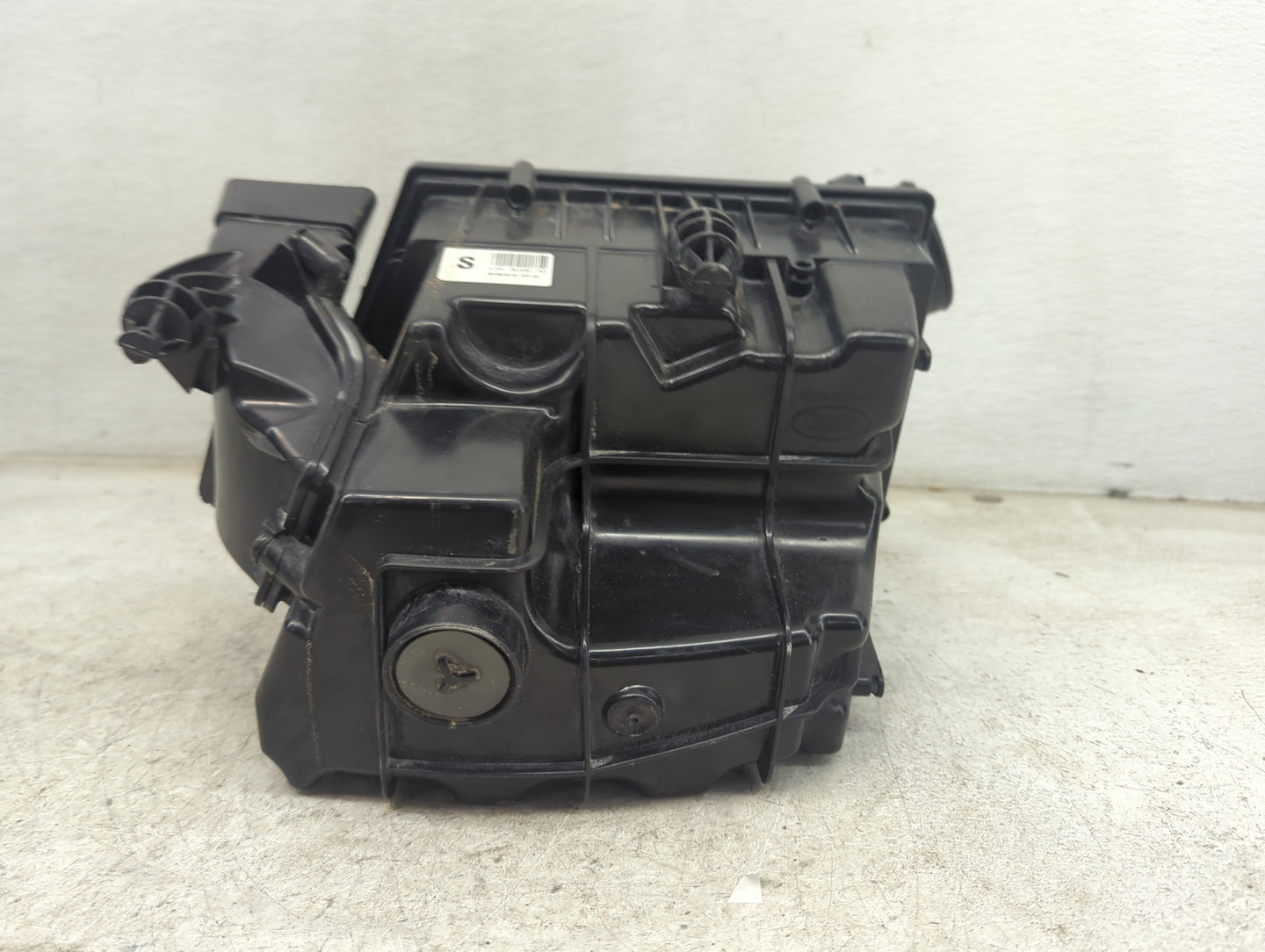 2009 Ford Mustang Air Cleaner Intake-duct Hose Tube 1481215 - Oemusedautoparts1.com