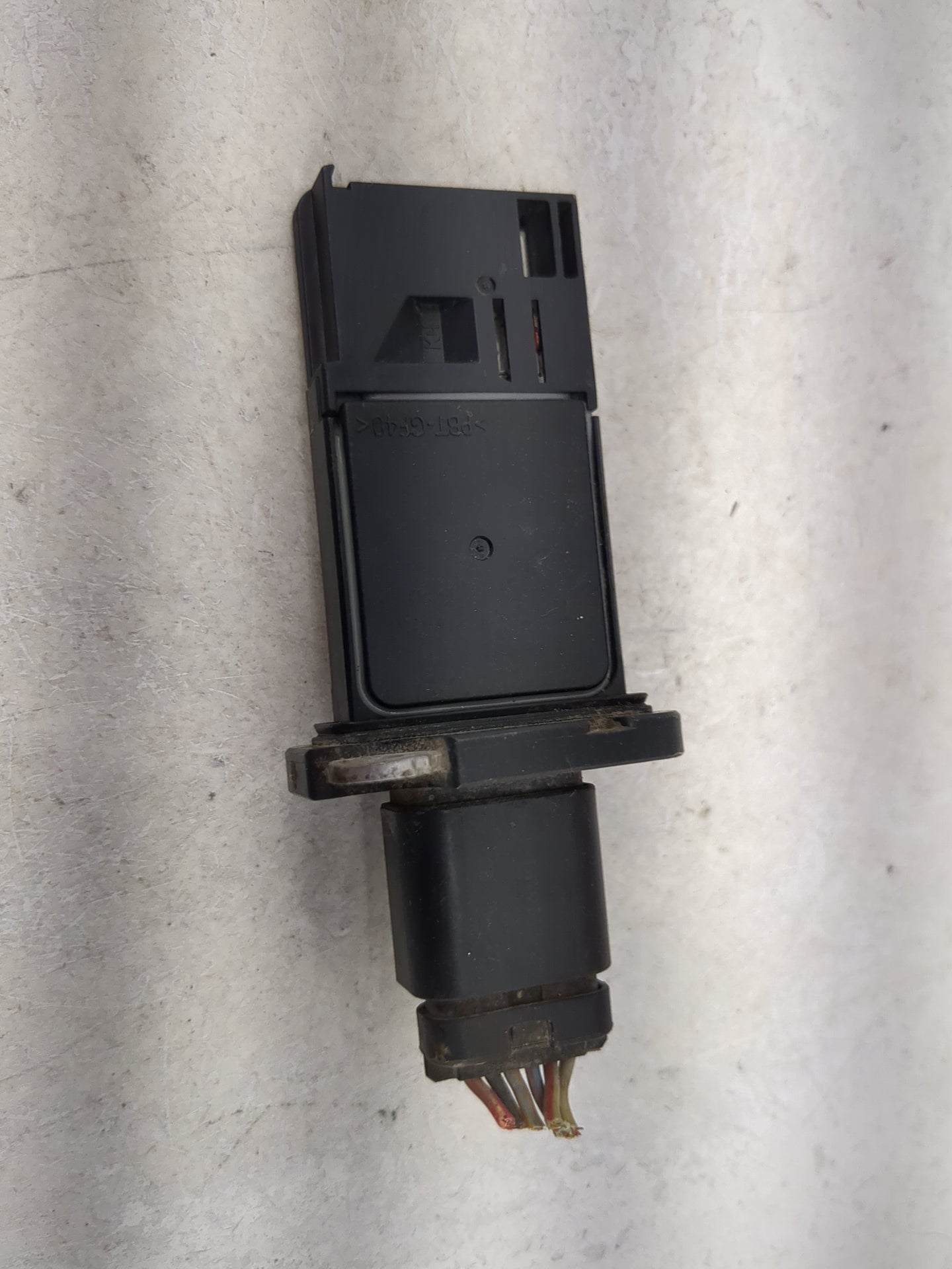 2005-2010 Ford Mustang Mass Air Flow Meter Maf 1485870 - Oemusedautoparts1.com