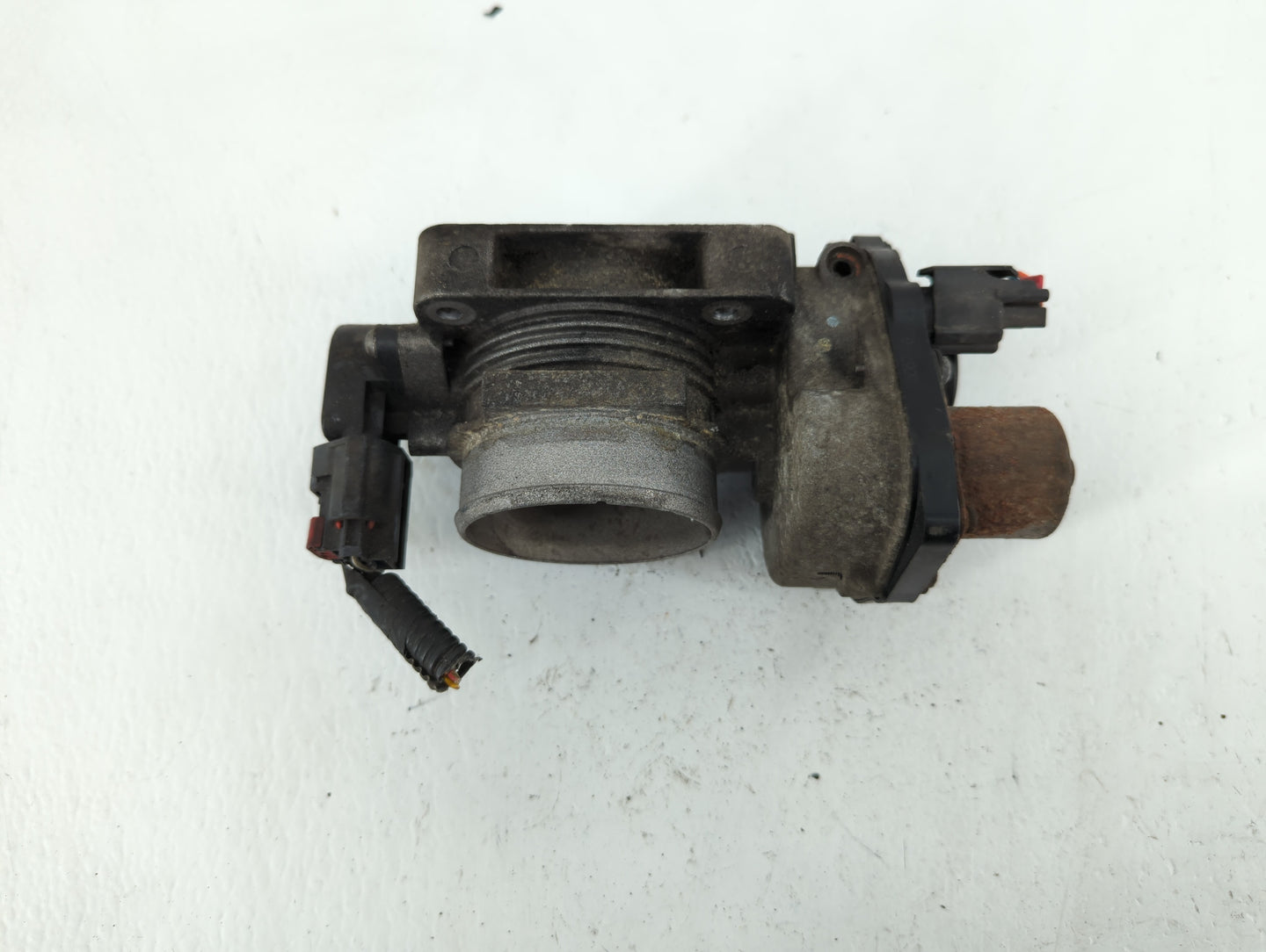 2006-2010 Ford Mustang Throttle Body P/N:9W7E-AA 9W7E-BA Fits OEM Used Auto Parts - Oemusedautoparts1.com