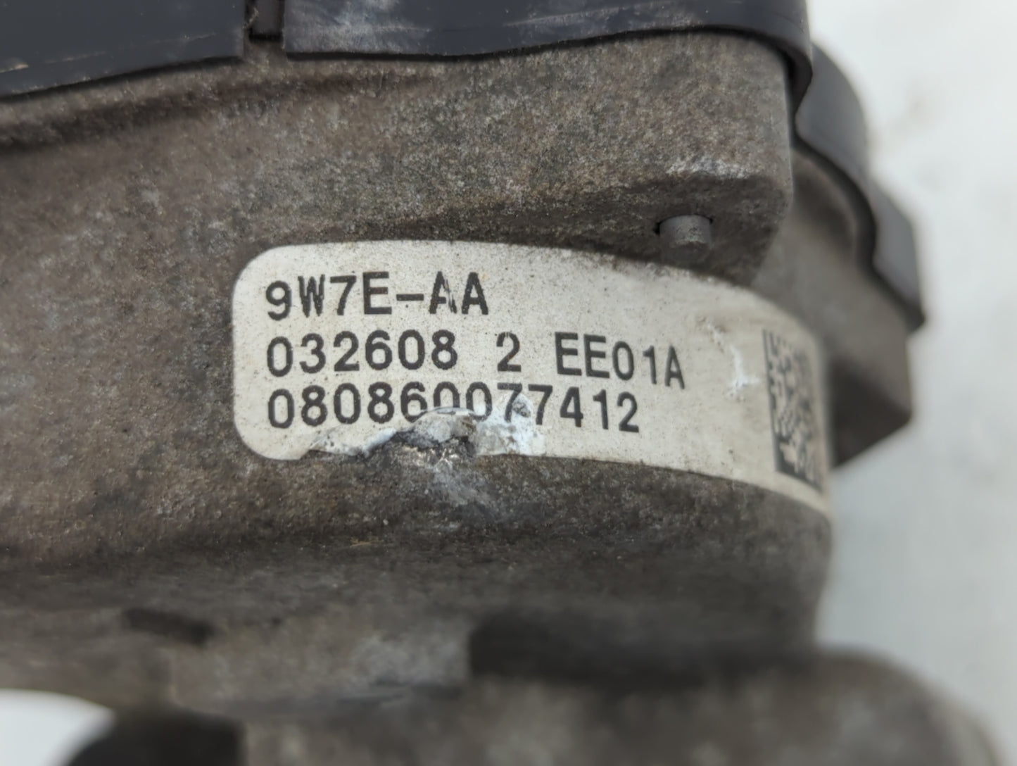 2006-2010 Ford Mustang Throttle Body P/N:9W7E-AA 9W7E-BA Fits OEM Used Auto Parts - Oemusedautoparts1.com