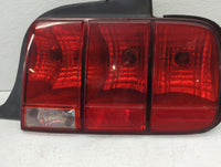 2005-2009 Ford Mustang Tail Light Assembly Passenger Right OEM P/N:4R3T-13A412-G28 8R33-13B504-AB Fits OEM Used Auto Parts -