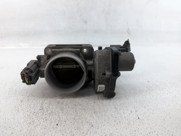 2006-2010 Ford Mustang Throttle Body P/N:6R3E-AA 030608 2 Fits OEM Used Auto Parts - Oemusedautoparts1.com