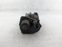 2006-2010 Ford Mustang Throttle Body P/N:6R3E-AA 030608 2 Fits OEM Used Auto Parts - Oemusedautoparts1.com