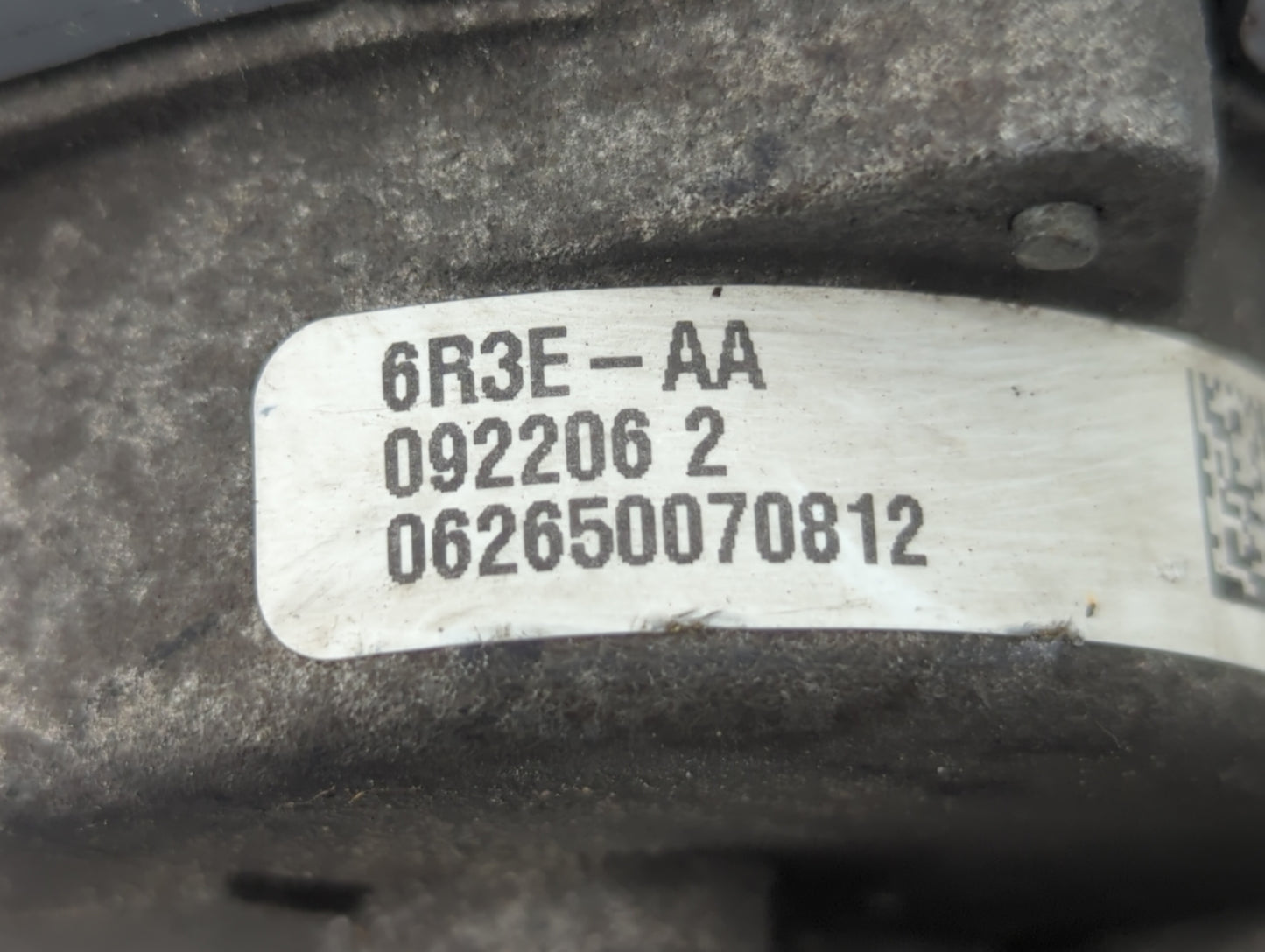 2006-2010 Ford Mustang Throttle Body P/N:6R3E-AA 030608 2 Fits OEM Used Auto Parts - Oemusedautoparts1.com