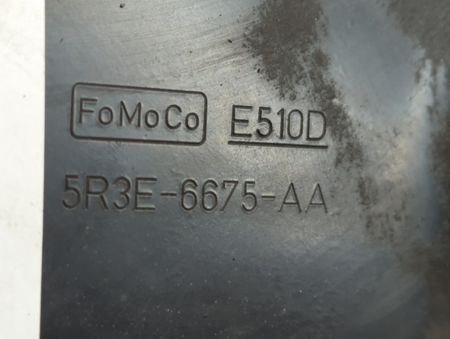 2009 Ford Mustang Engine Oil Pan P/N:5R3E-6675-AA Fits OEM Used Auto Parts - Oemusedautoparts1.com