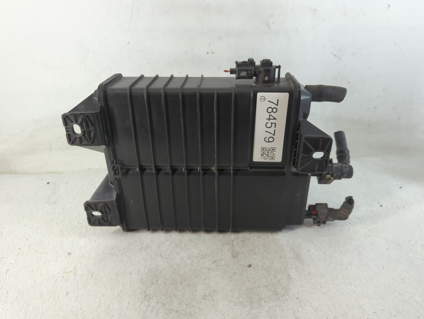 2009 Ford Mustang Fuel Vapor Charcoal Canister - Oemusedautoparts1.com