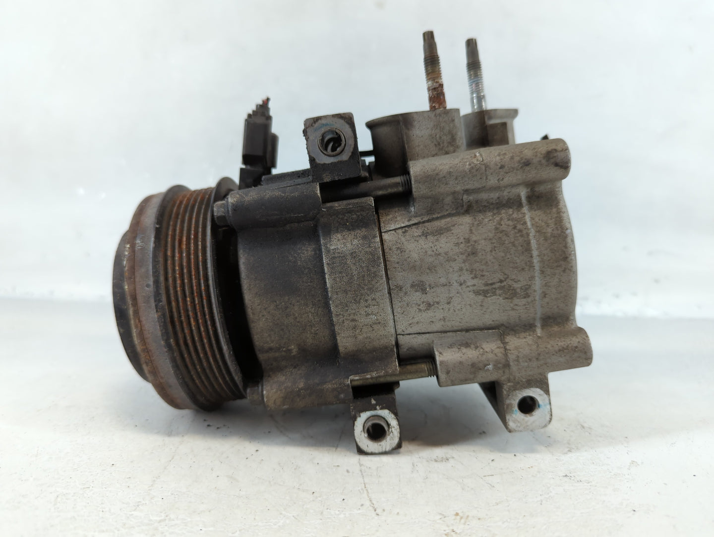 2007-2009 Ford Mustang Air Conditioning A/c Ac Compressor Oem - Oemusedautoparts1.com