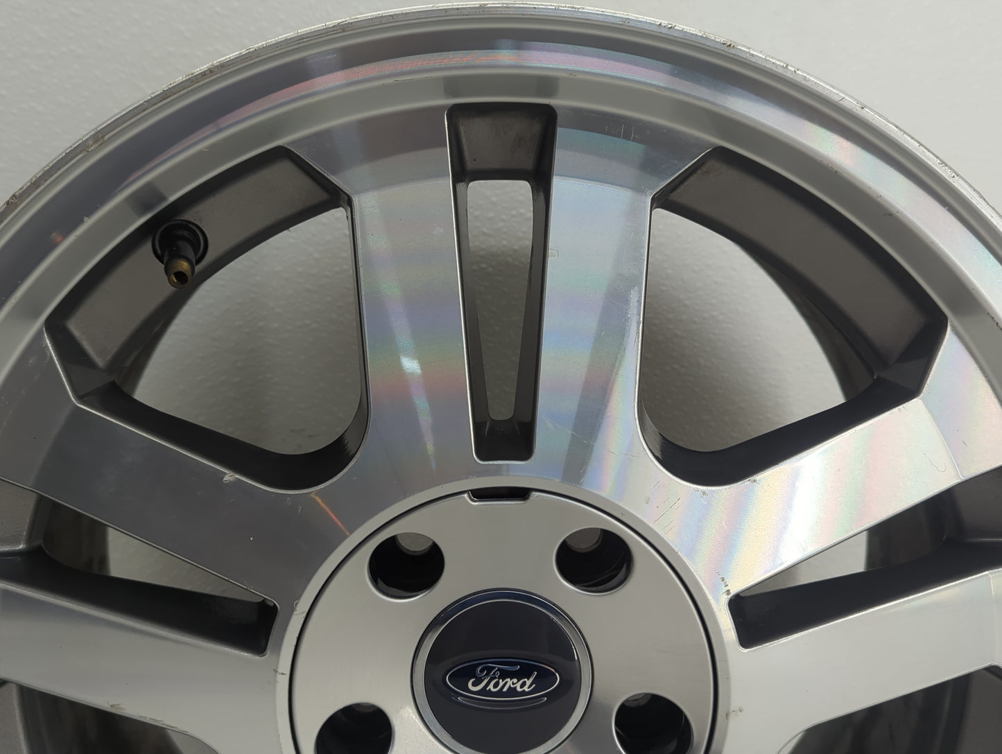 2006-2009 Ford Mustang Oem Wheel Rim - Oemusedautoparts1.com