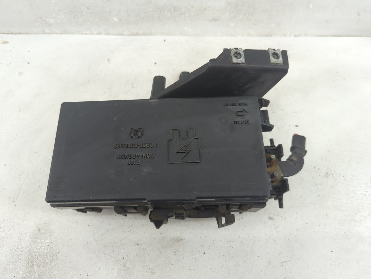 2007-2011 Ford Ranger Fusebox Fuse Box Panel Relay Module P/N:3L5T-14A075-AA Fits Fits 2007 2008 2009 2010 2011 OEM Used Aut