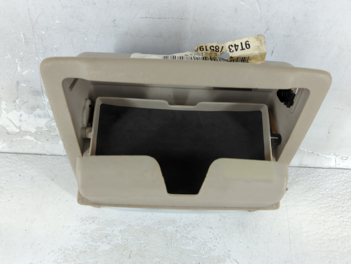 Ford Taurus Overhead Roof Console 1076732 - Oemusedautoparts1.com