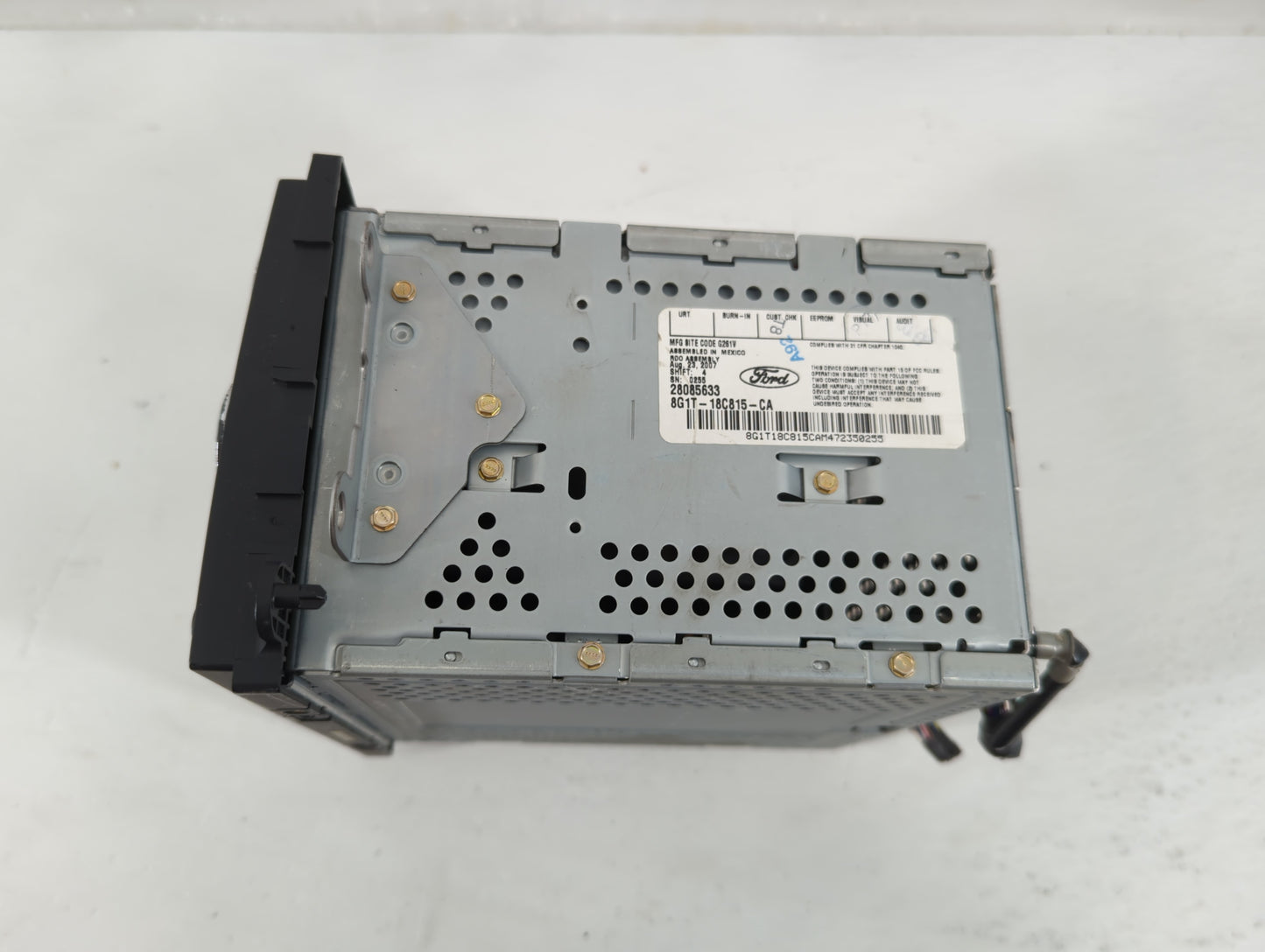 2008-2009 Ford Taurus Radio AM FM Cd Player Receiver Replacement P/N:8G1T-18C815-CA Fits Fits 2008 2009 OEM Used Auto Parts 