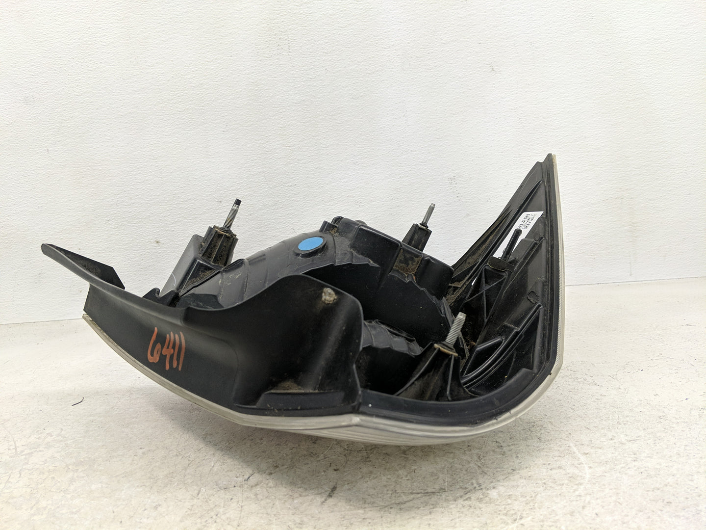 2008-2009 Ford Taurus Tail Light Assembly Passenger Right OEM P/N:8G13-13404-A 8G13-13B504-A Fits Fits 2008 2009 OEM Used Au