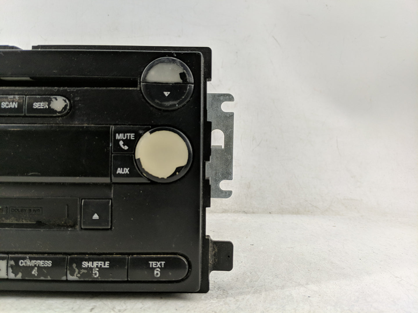 2008-2009 Ford Taurus Radio AM FM Cd Player Receiver Replacement P/N:8G1T18C869FB Fits Fits 2008 2009 OEM Used Auto Parts - 