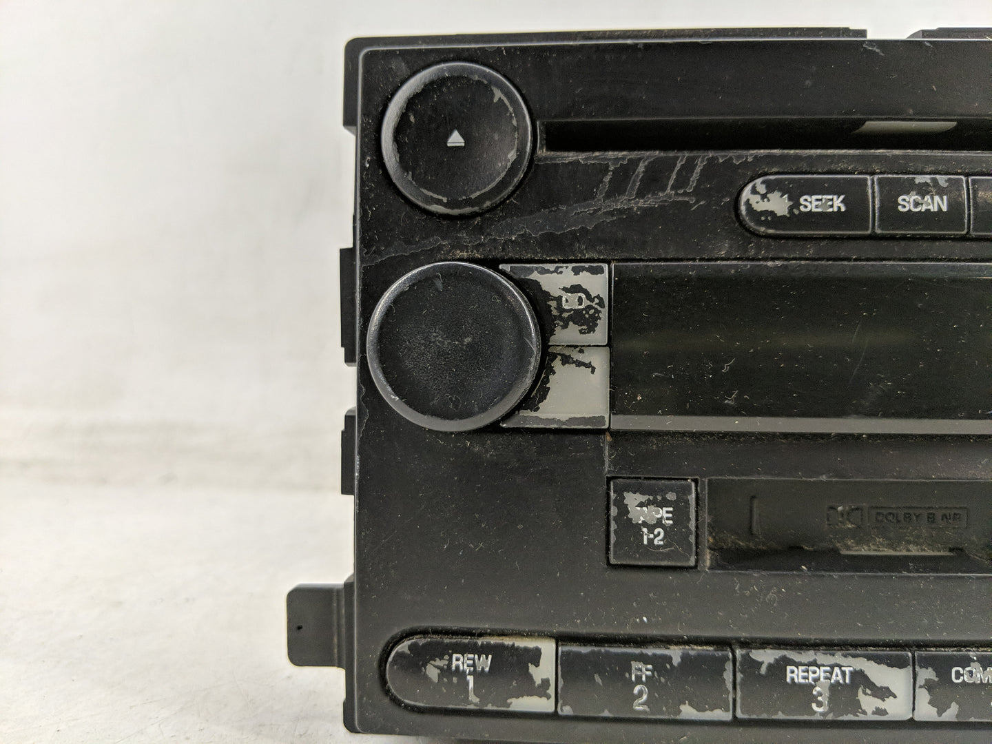2008-2009 Ford Taurus Radio AM FM Cd Player Receiver Replacement P/N:8G1T18C869FB Fits Fits 2008 2009 OEM Used Auto Parts - 