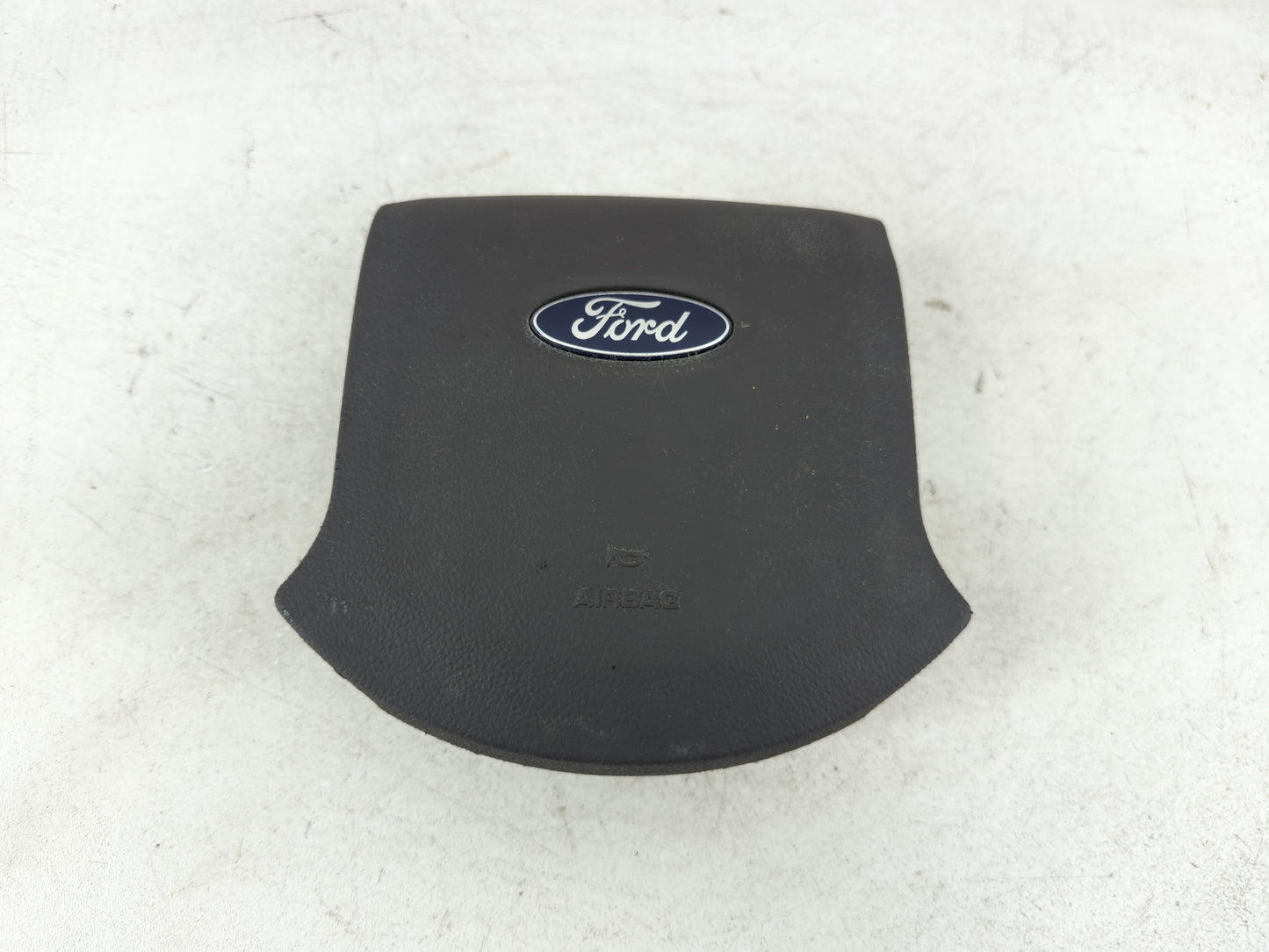 2008-2009 Ford Taurus Air Bag Driver Left Steering Wheel Mounted P/N:E6063200 Fits Fits 2008 2009 OEM Used Auto Parts - Oemu