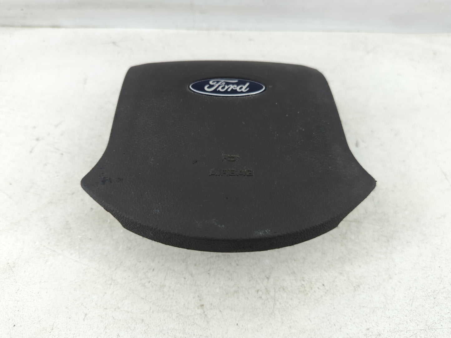 2008-2009 Ford Taurus Air Bag Driver Left Steering Wheel Mounted P/N:E6063200 Fits Fits 2008 2009 OEM Used Auto Parts - Oemu