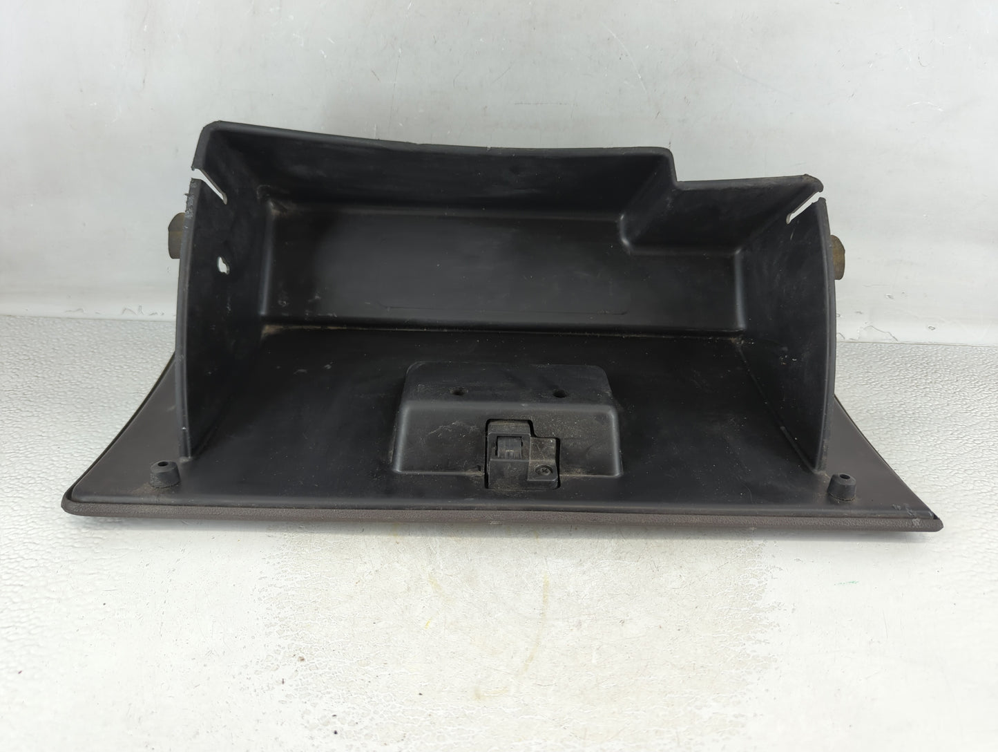 2009 Ford Taurus Passenger Glove Box Door Storage Compartment - Oemusedautoparts1.com