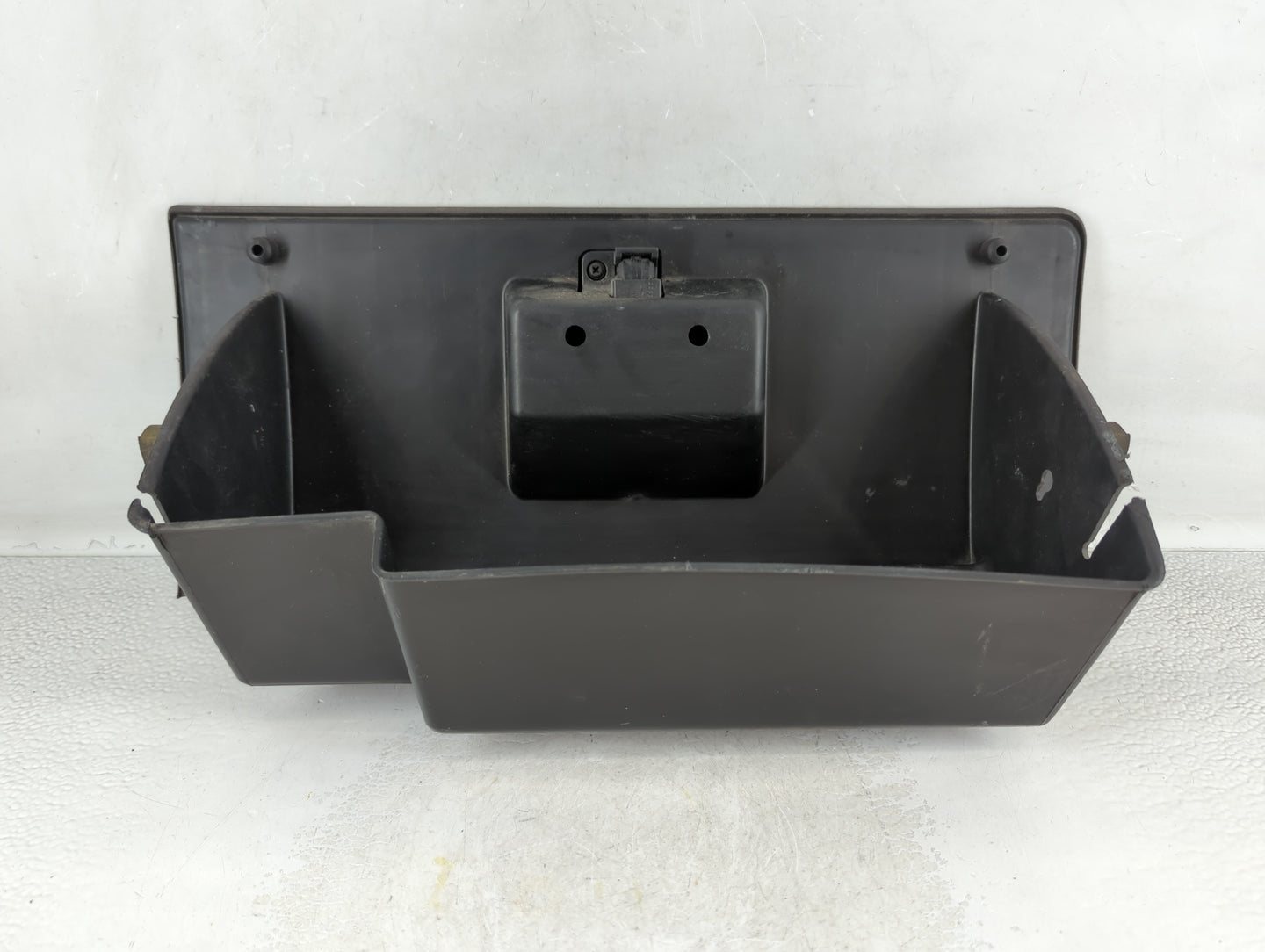 2009 Ford Taurus Passenger Glove Box Door Storage Compartment - Oemusedautoparts1.com