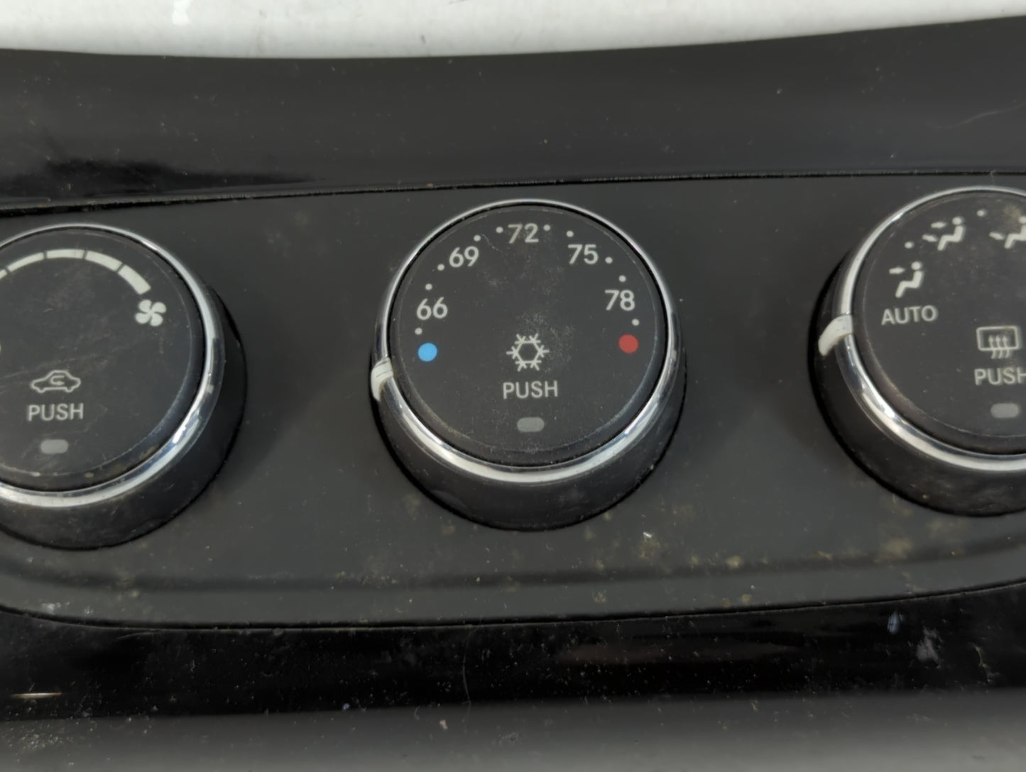 2008-2009 Ford Taurus X Climate Control Module Temperature AC/Heater Replacement P/N:P55111888A Fits Fits 2008 2009 OEM Used