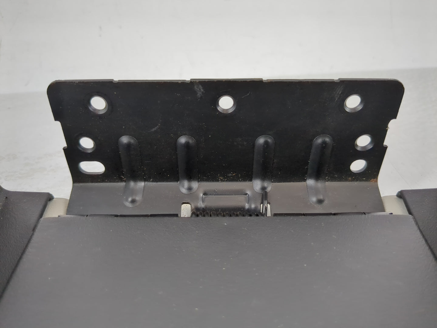 2007-2012 Gmc Acadia Center Floor Console Fits Fits 2007 2008 2009 2010 2011 2012 OEM Used Auto Parts - Oemusedautoparts1.co