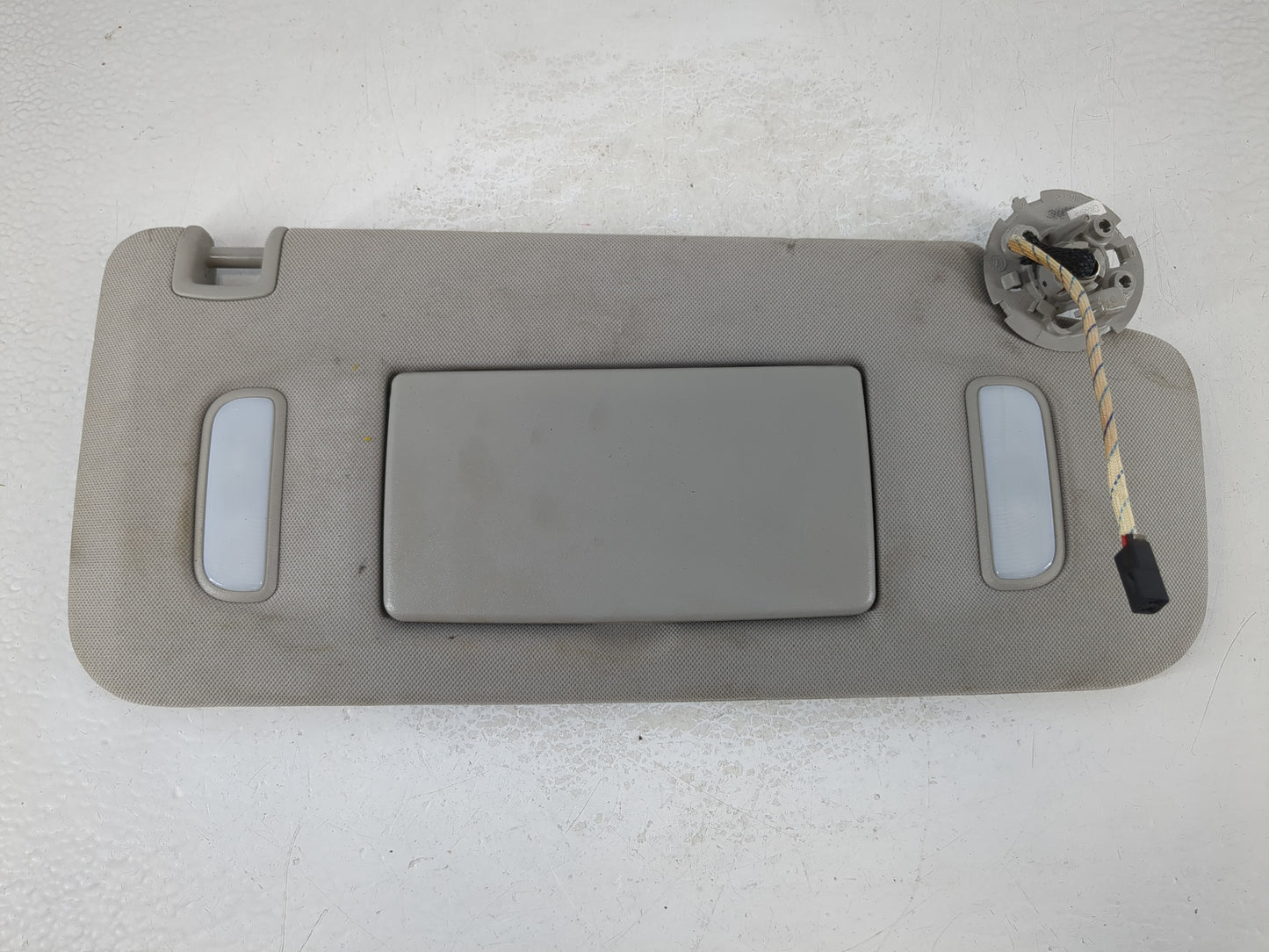 2007-2017 Gmc Acadia Sun Visor Shade Replacement Passenger Right Mirror Fits OEM Used Auto Parts - Oemusedautoparts1.com