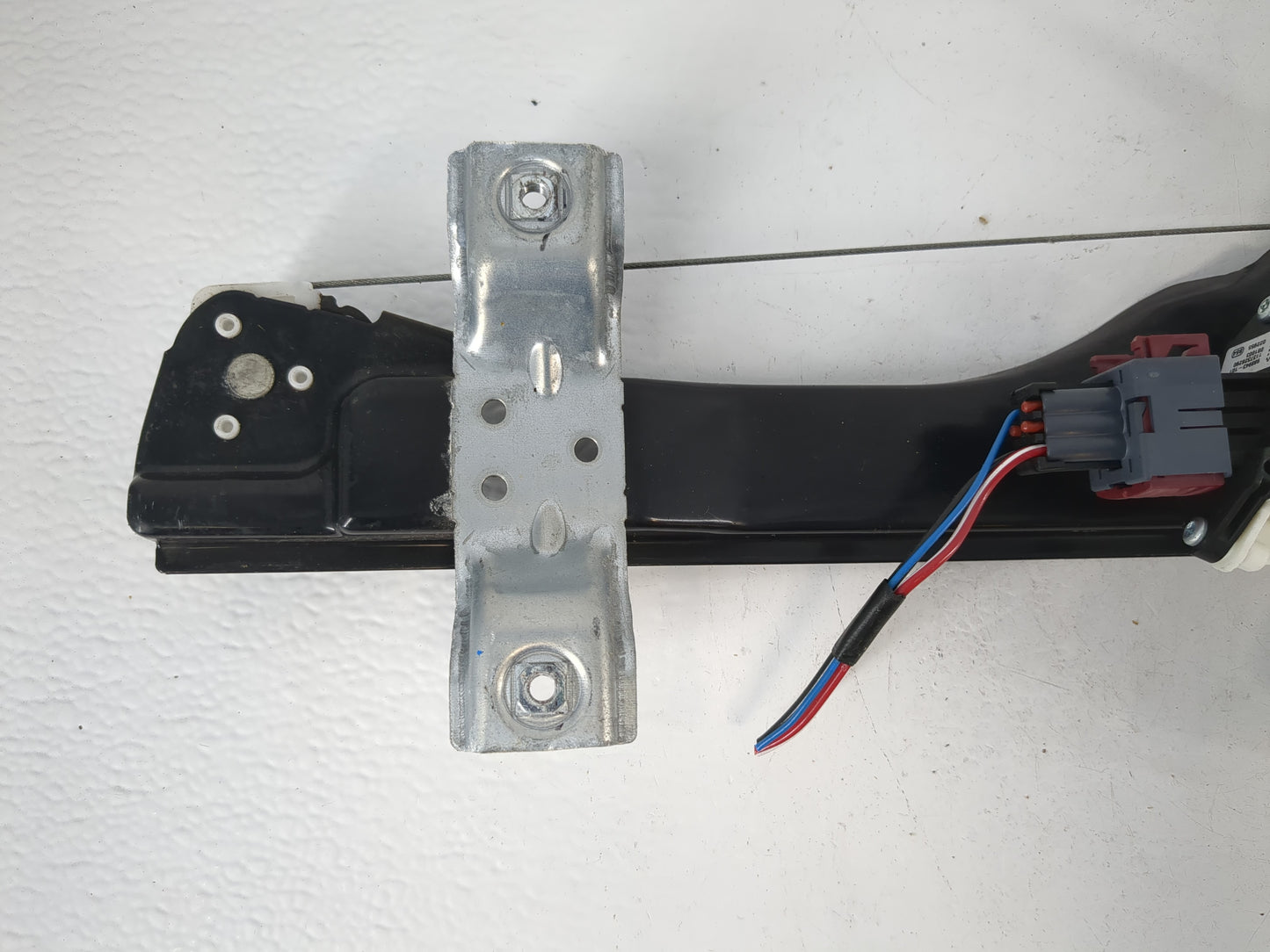 2007-2012 Gmc Acadia Window Regulator Right Passenger Rear - Oemusedautoparts1.com