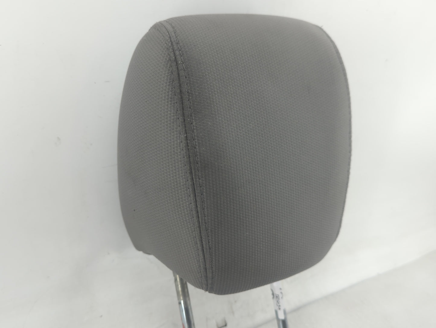 2009-2011 Gmc Acadia Headrest Head Rest Rear Center Seat Fits Fits 2009 2010 2011 OEM Used Auto Parts - Oemusedautoparts1.co