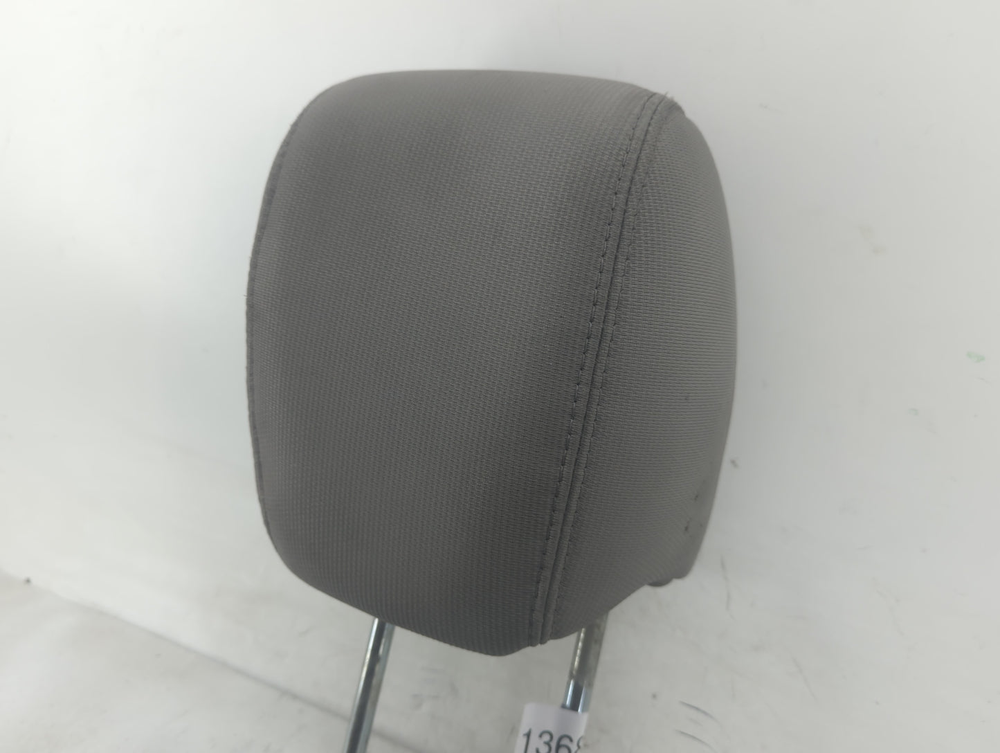2009-2011 Gmc Acadia Headrest Head Rest Rear Center Seat Fits Fits 2009 2010 2011 OEM Used Auto Parts - Oemusedautoparts1.co