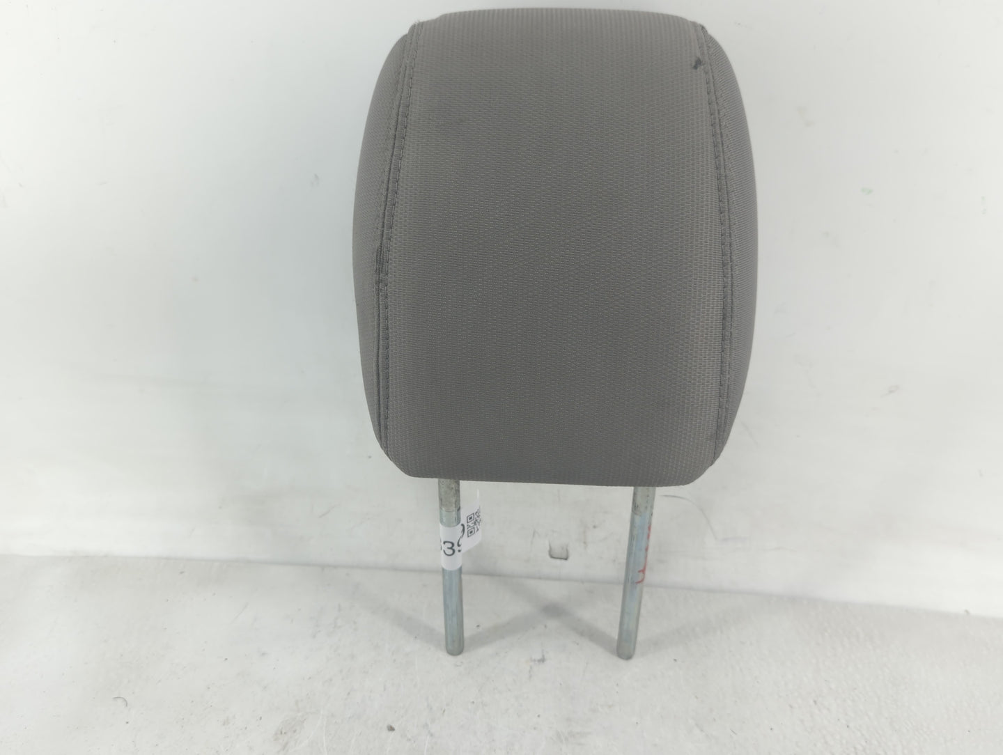 2009-2011 Gmc Acadia Headrest Head Rest Rear Center Seat Fits Fits 2009 2010 2011 OEM Used Auto Parts - Oemusedautoparts1.co