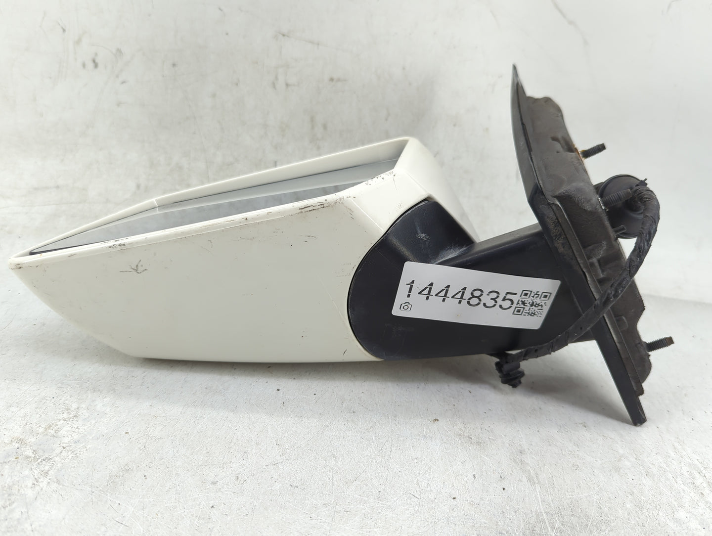 2009 Gmc Acadia Driver Side View Mirror - Left Door Mirror OEM Used - Oemusedautoparts1.com