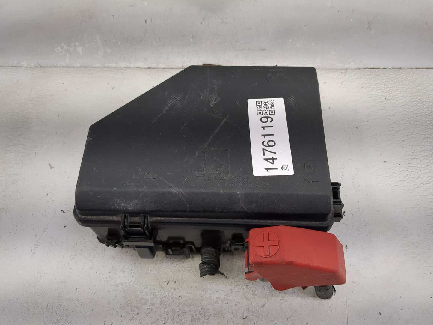 2009 Gmc Acadia Fusebox Fuse Box Panel Relay Module P/N:20757040 Fits OEM Used Auto Parts - Oemusedautoparts1.com