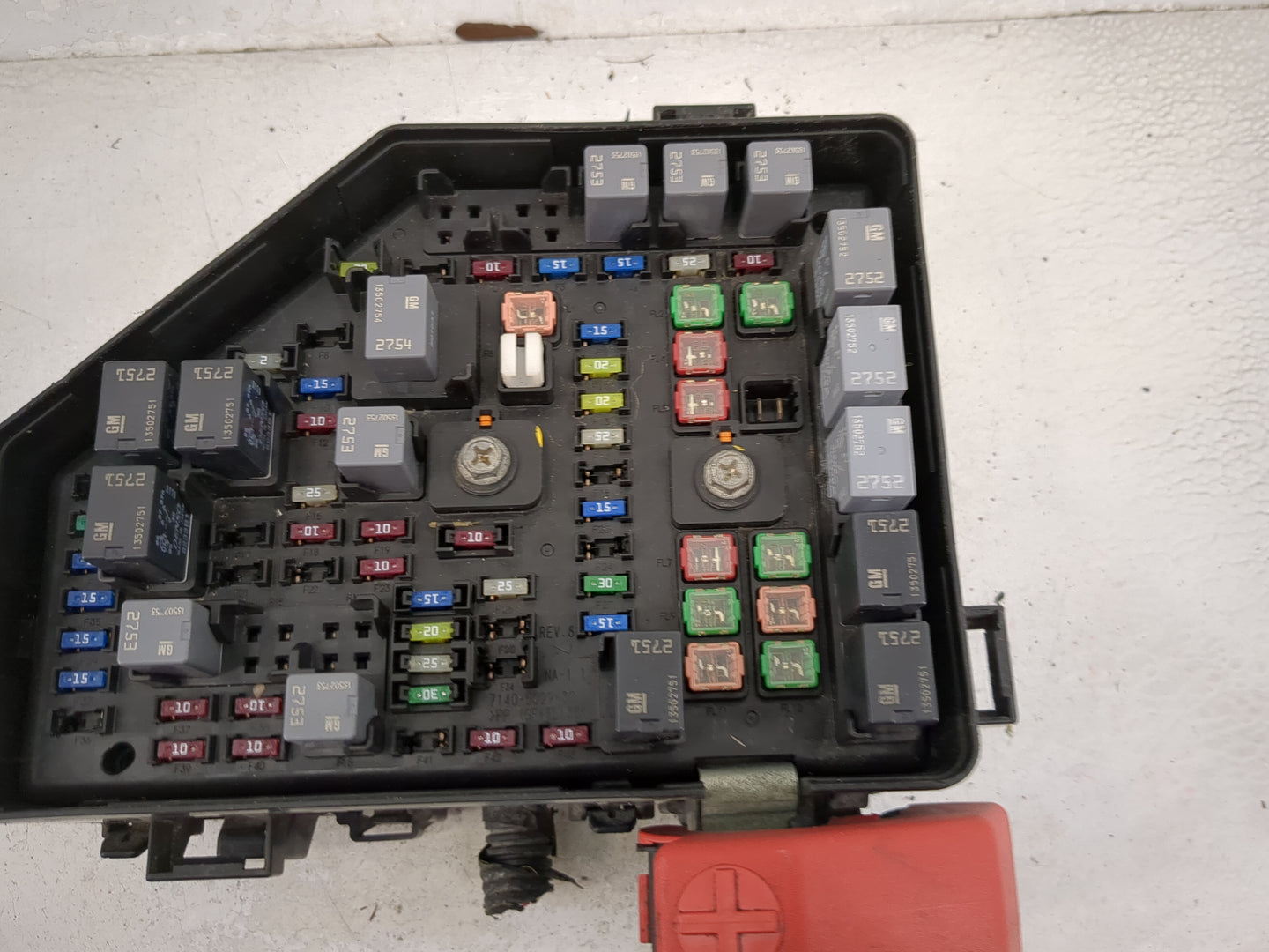 2009 Gmc Acadia Fusebox Fuse Box Panel Relay Module P/N:20757040 Fits OEM Used Auto Parts - Oemusedautoparts1.com