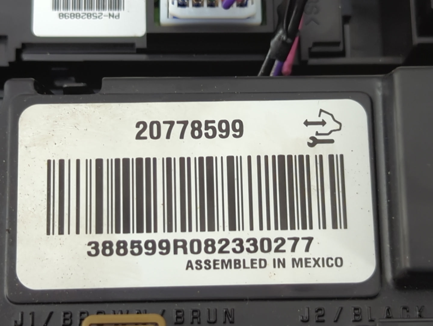 2007-2012 Gmc Acadia Climate Control Module Temperature AC/Heater Replacement P/N:20778599 25828898 Fits OEM Used Auto Parts