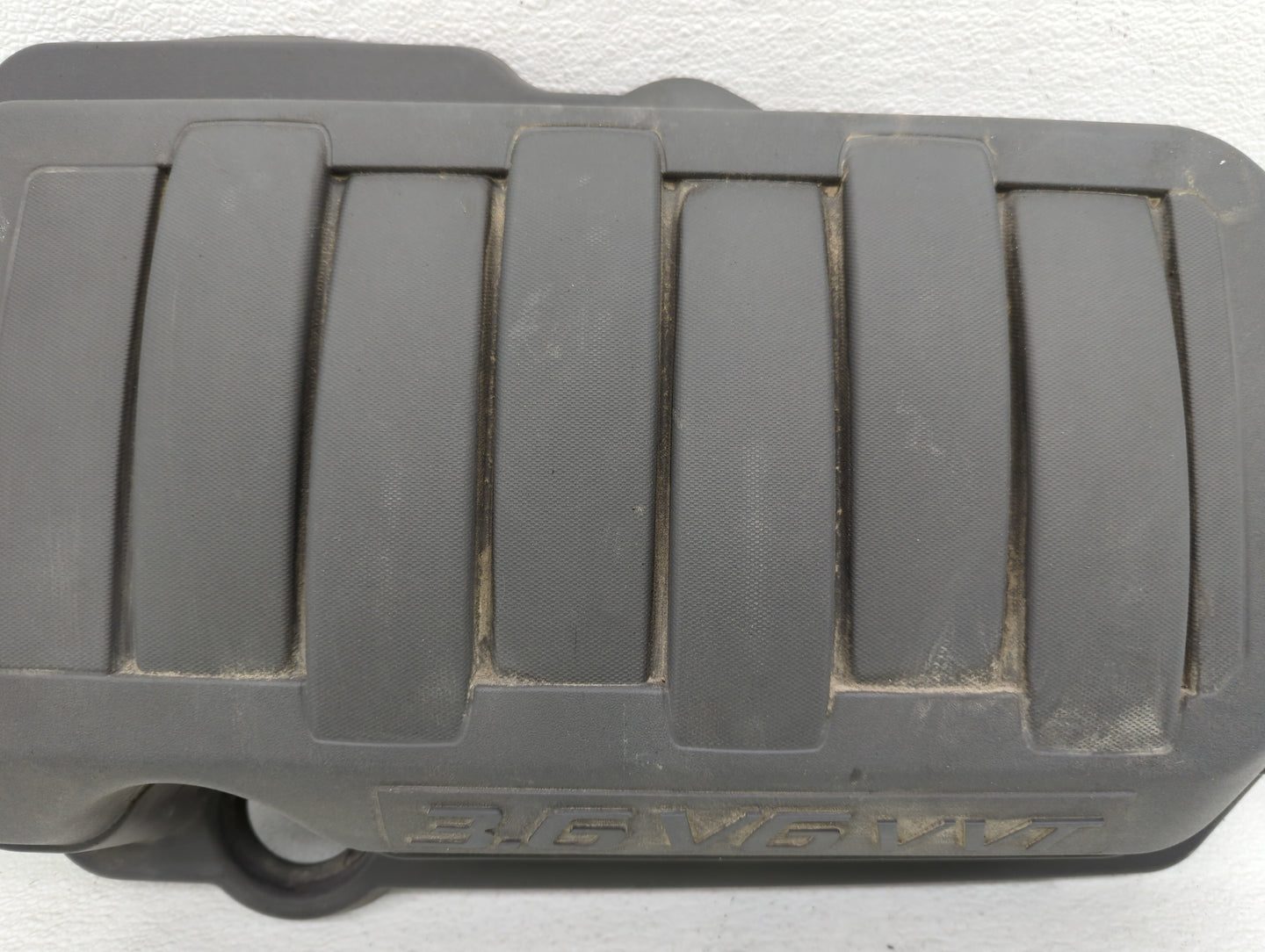 2009 Gmc Acadia Engine Cover - Oemusedautoparts1.com