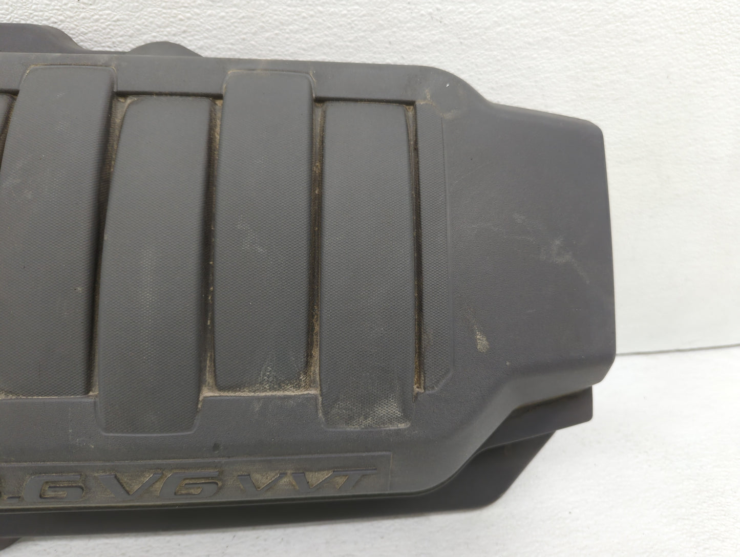 2009 Gmc Acadia Engine Cover - Oemusedautoparts1.com
