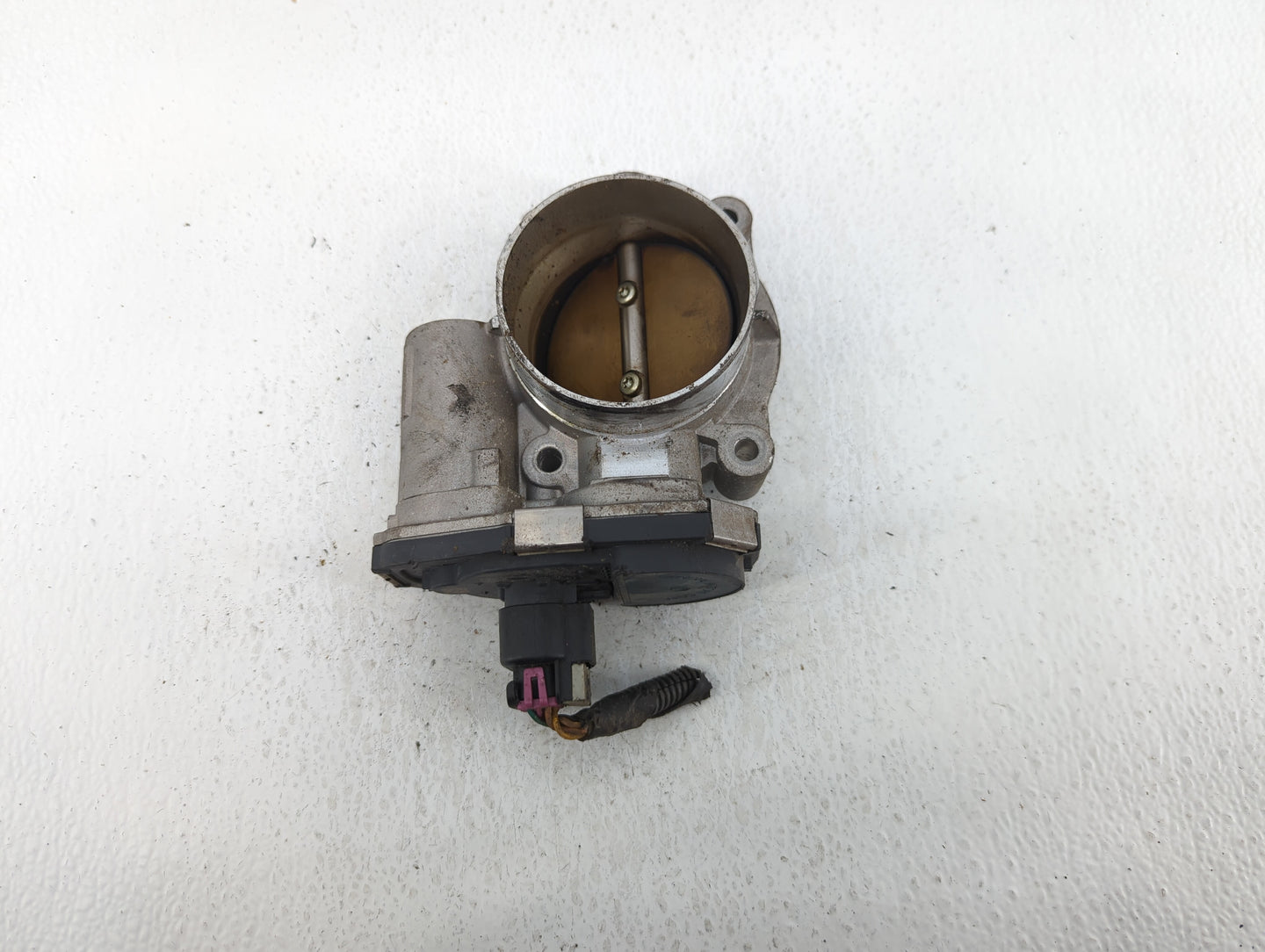 2007-2011 Gmc Acadia Throttle Body P/N:995AA 0587C Fits Fits 2007 2008 2009 2010 2011 OEM Used Auto Parts - Oemusedautoparts