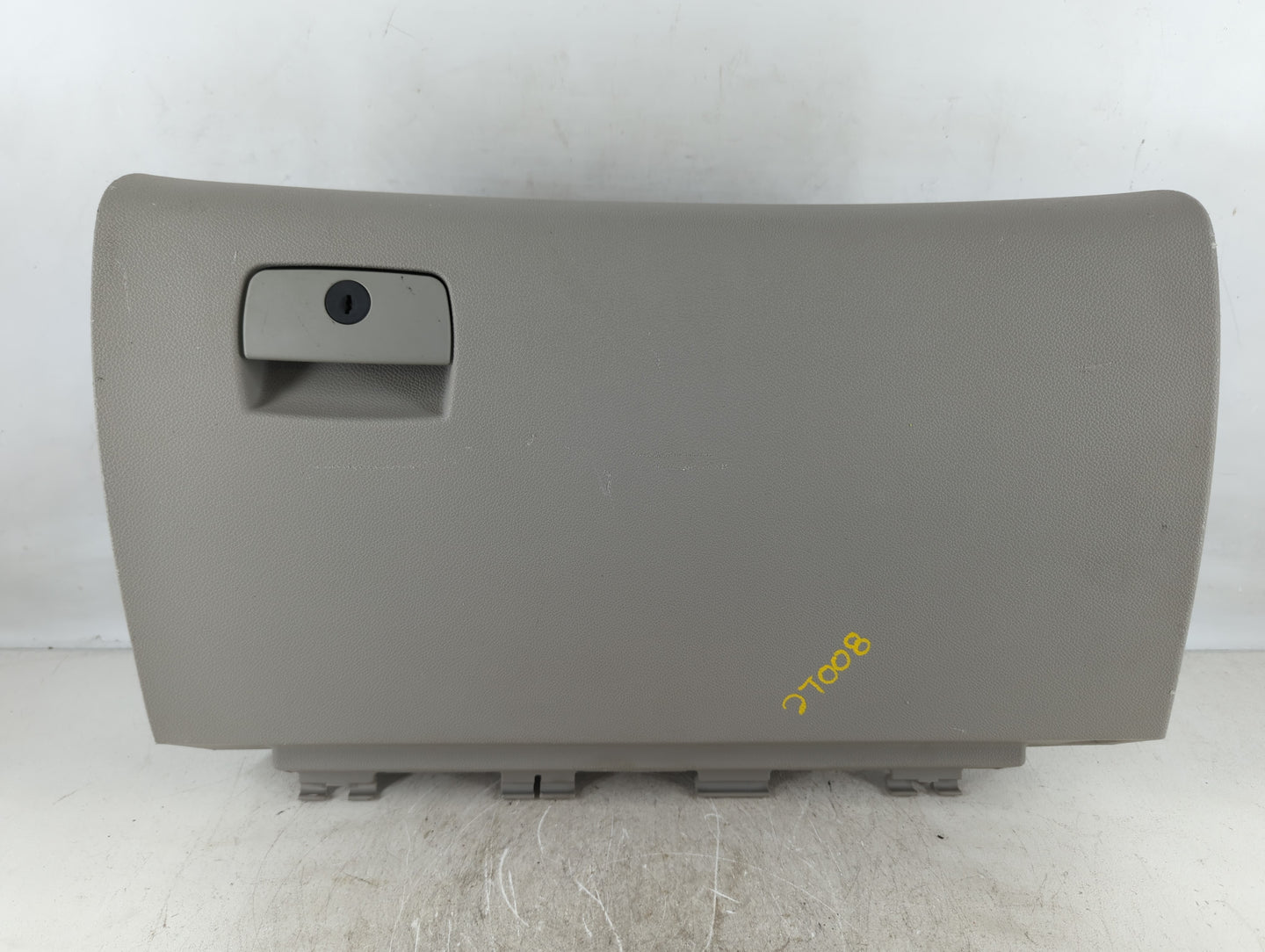 2009 Gmc Acadia Passenger Glove Box Door Storage Compartment - Oemusedautoparts1.com
