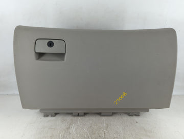 2009 Gmc Acadia Passenger Glove Box Door Storage Compartment - Oemusedautoparts1.com