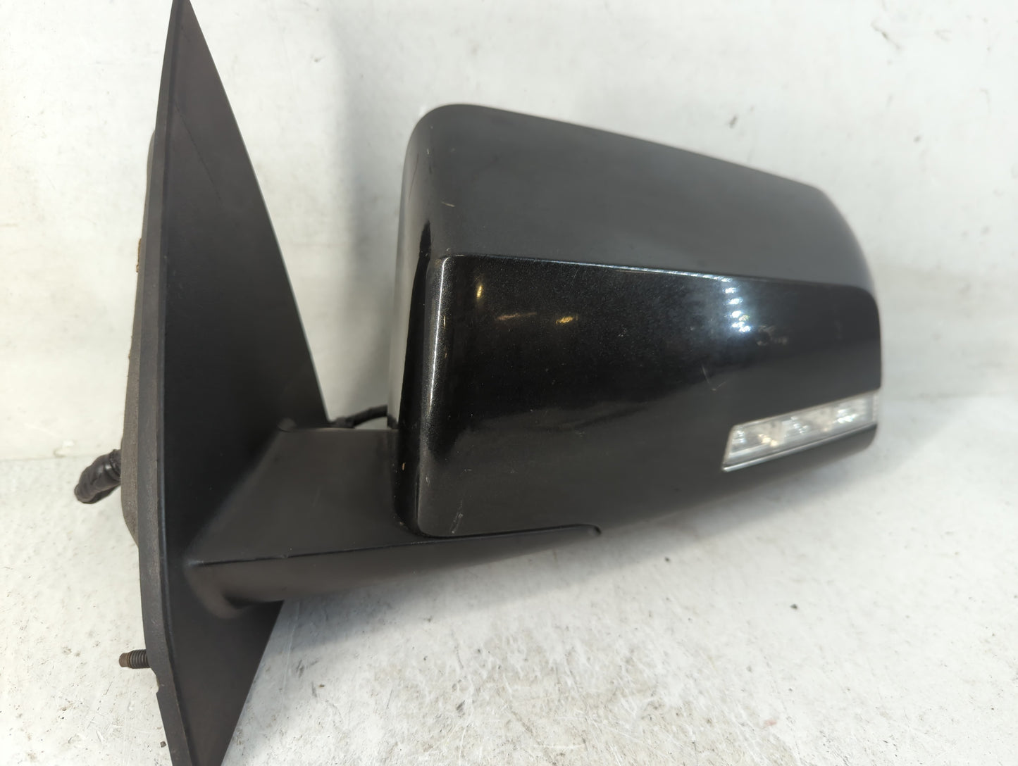 2009 Gmc Acadia Driver Side View Mirror - Left Door Mirror OEM Used - Oemusedautoparts1.com
