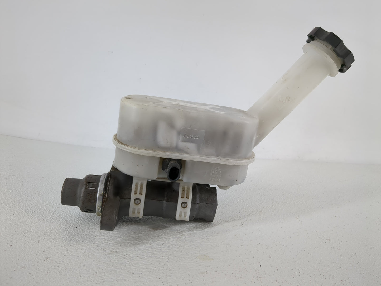2009-2017 Gmc Acadia Brake Master Cylinder - Oemusedautoparts1.com