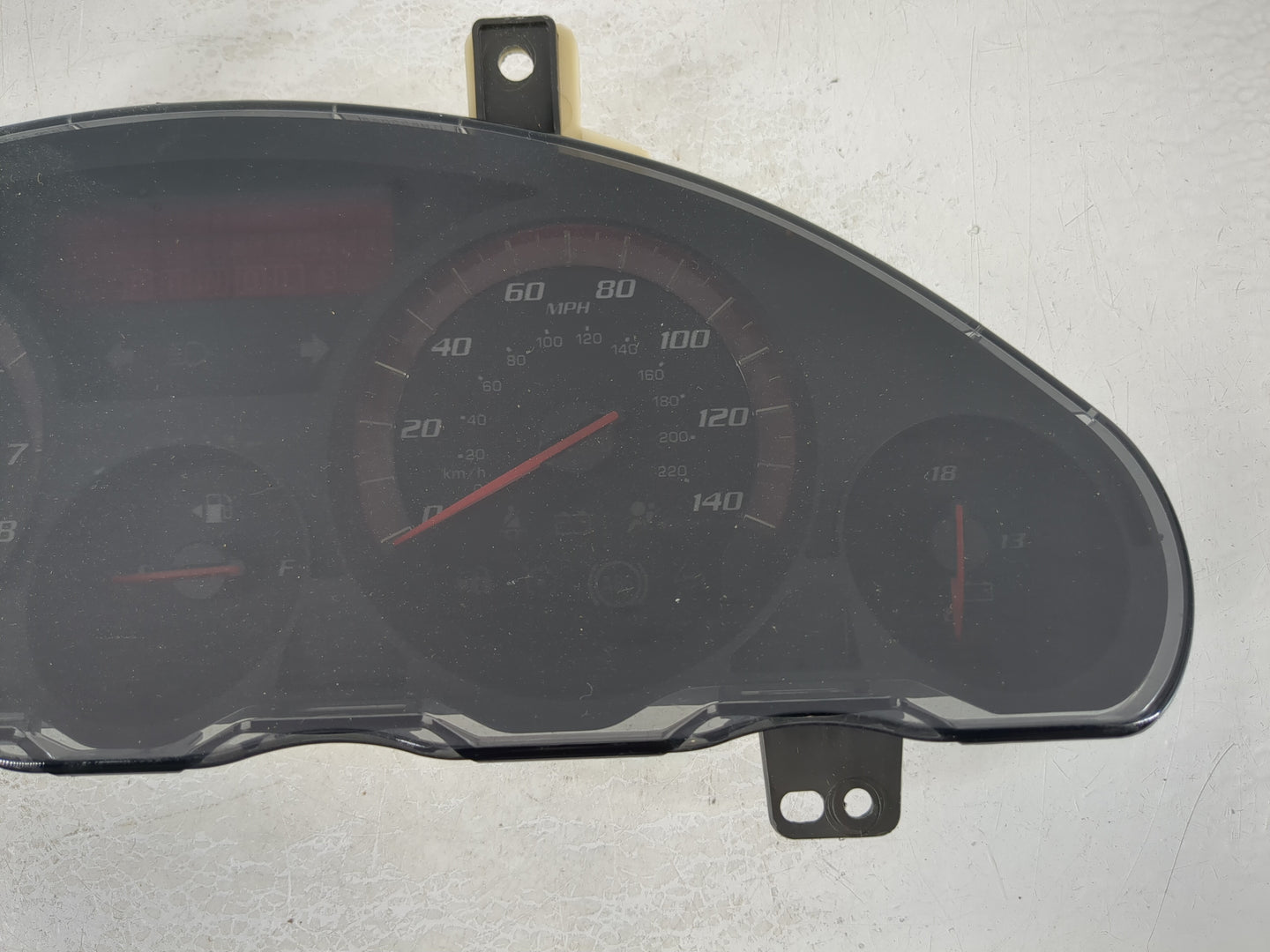2007-2010 Gmc Acadia Instrument Cluster Speedometer Gauges Fits Fits 2007 2008 2009 2010 OEM Used Auto Parts - Oemusedautopa