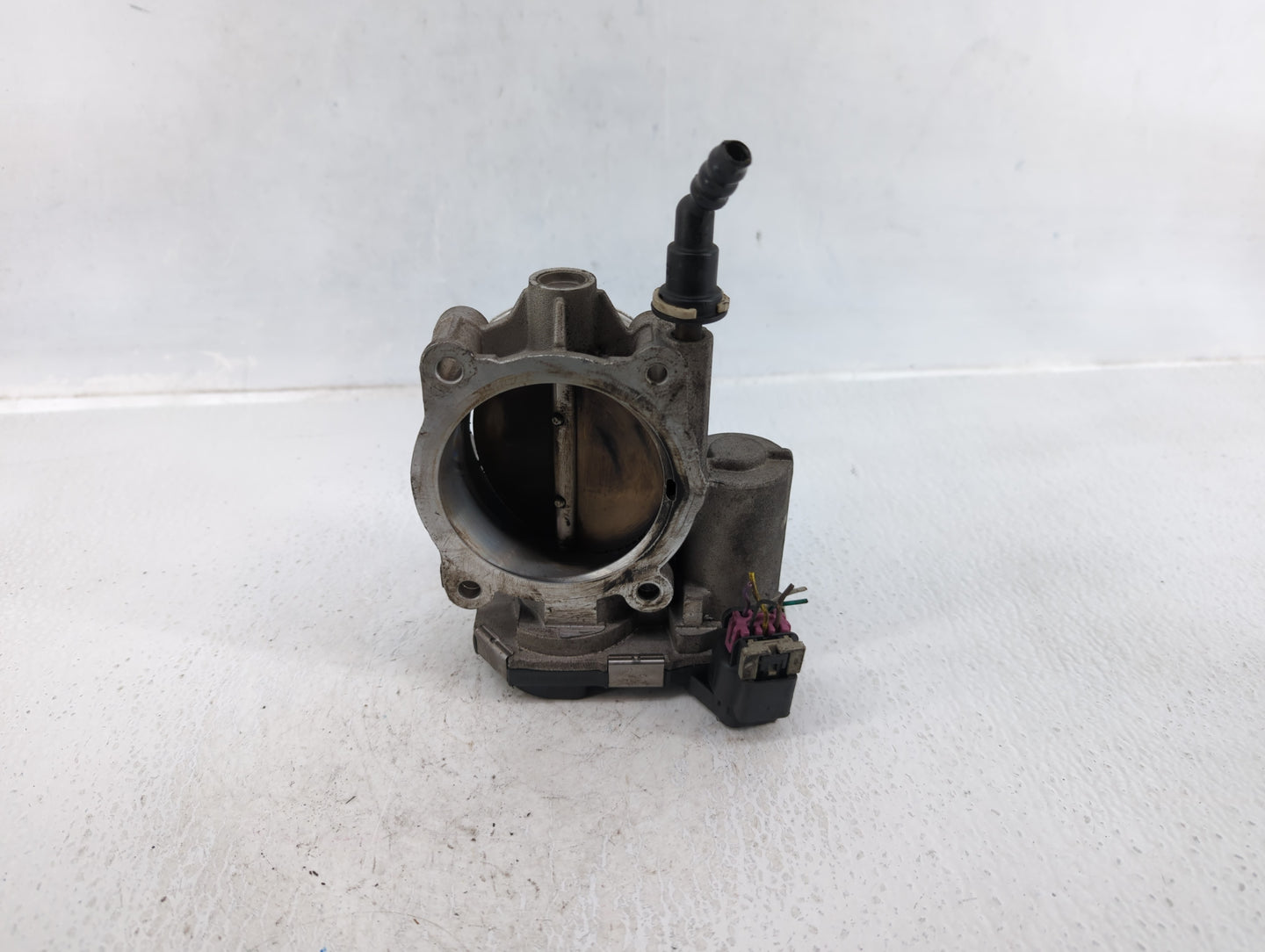 2008-2012 Gmc Canyon Throttle Body P/N:438AA,4198 Fits Fits 2008 2009 2010 2011 2012 OEM Used Auto Parts - Oemusedautoparts1