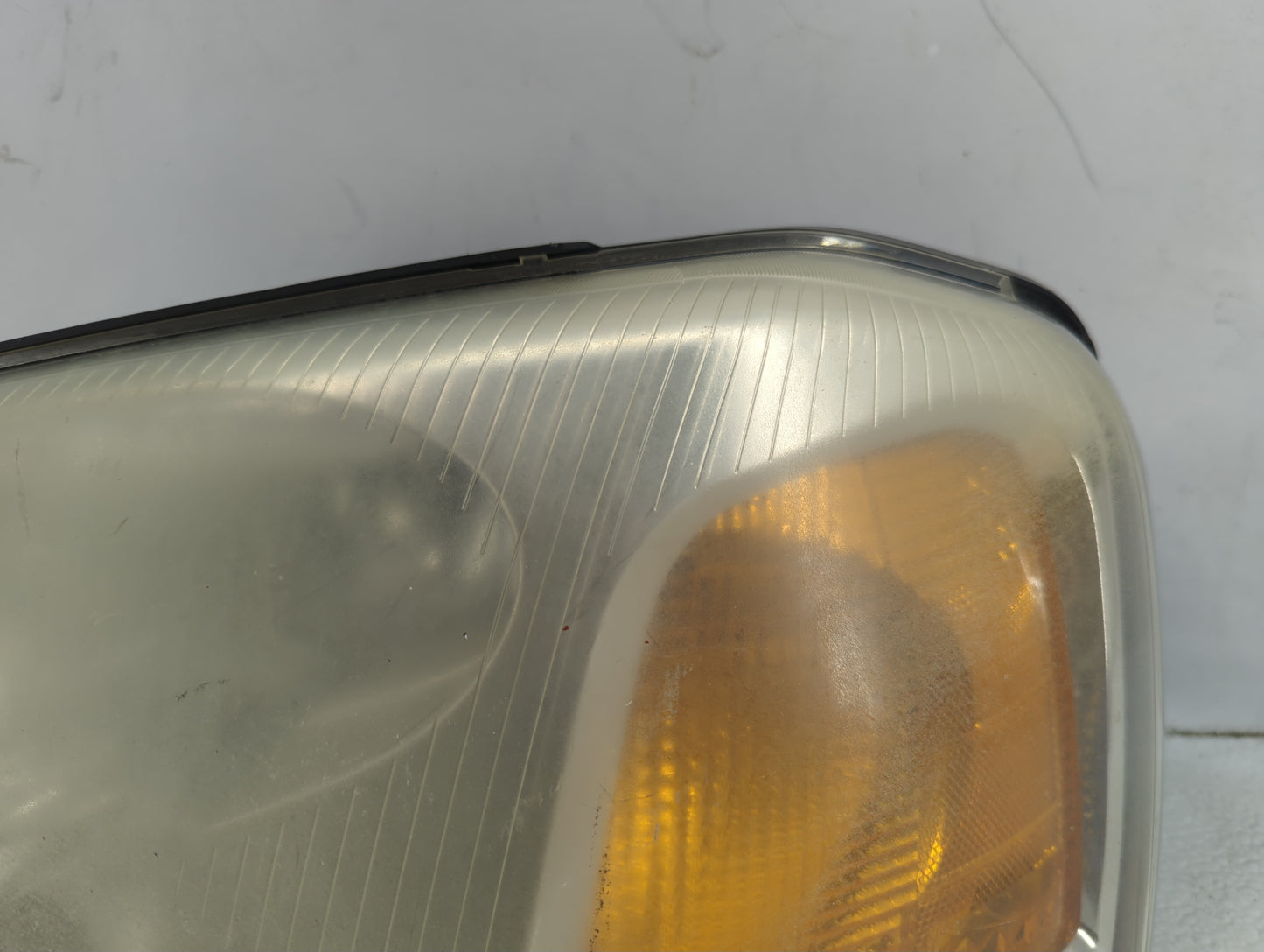 2002-2009 Gmc Envoy Passenger Right Oem Head Light Headlight Lamp - Oemusedautoparts1.com