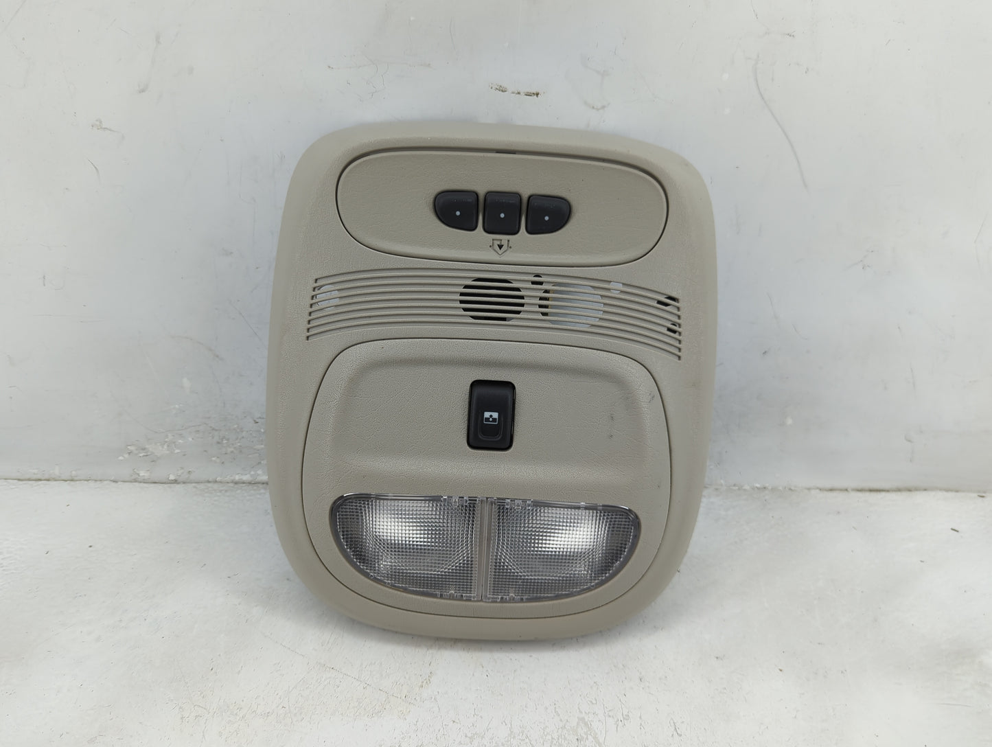 2005-2009 Gmc Envoy Overhead Roof Console 1412788 - Oemusedautoparts1.com