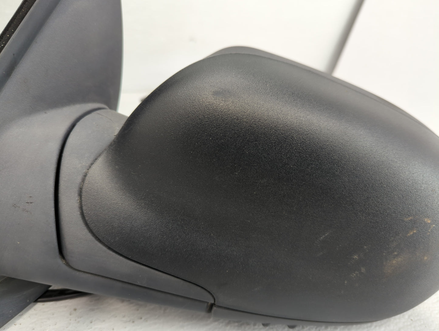 2002-2009 Gmc Envoy Driver Side View Mirror - Left Door Mirror OEM Used - Oemusedautoparts1.com