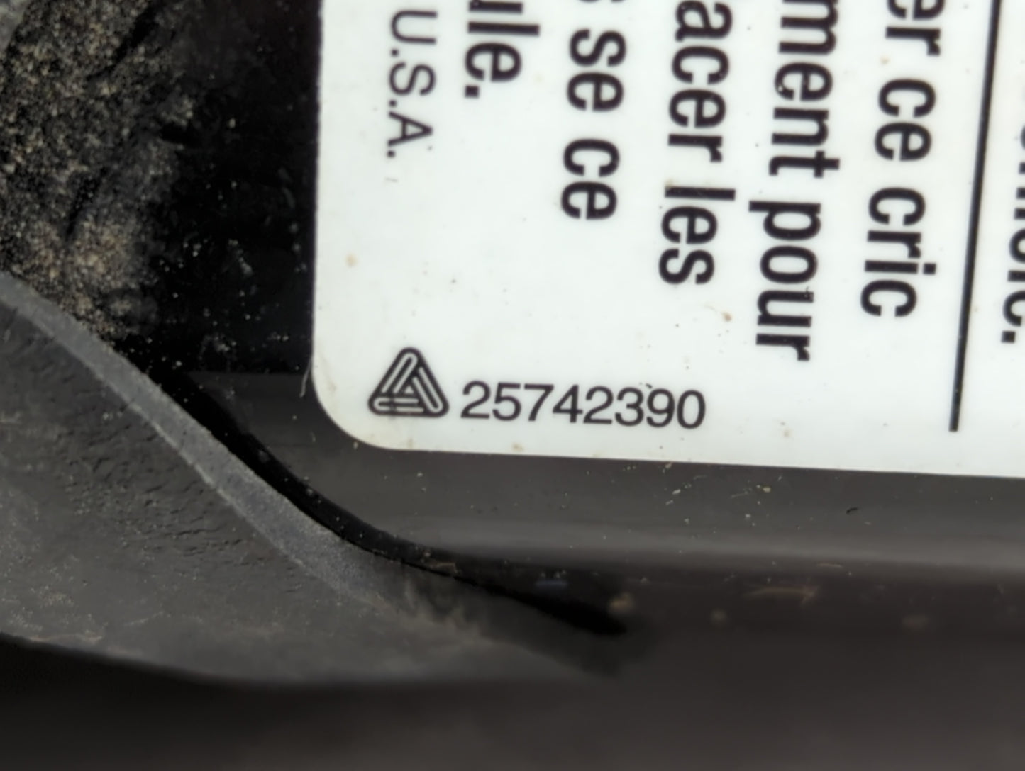 2009 Gmc Envoy Rainier Spare Tire Carrier Jack - Oemusedautoparts1.com