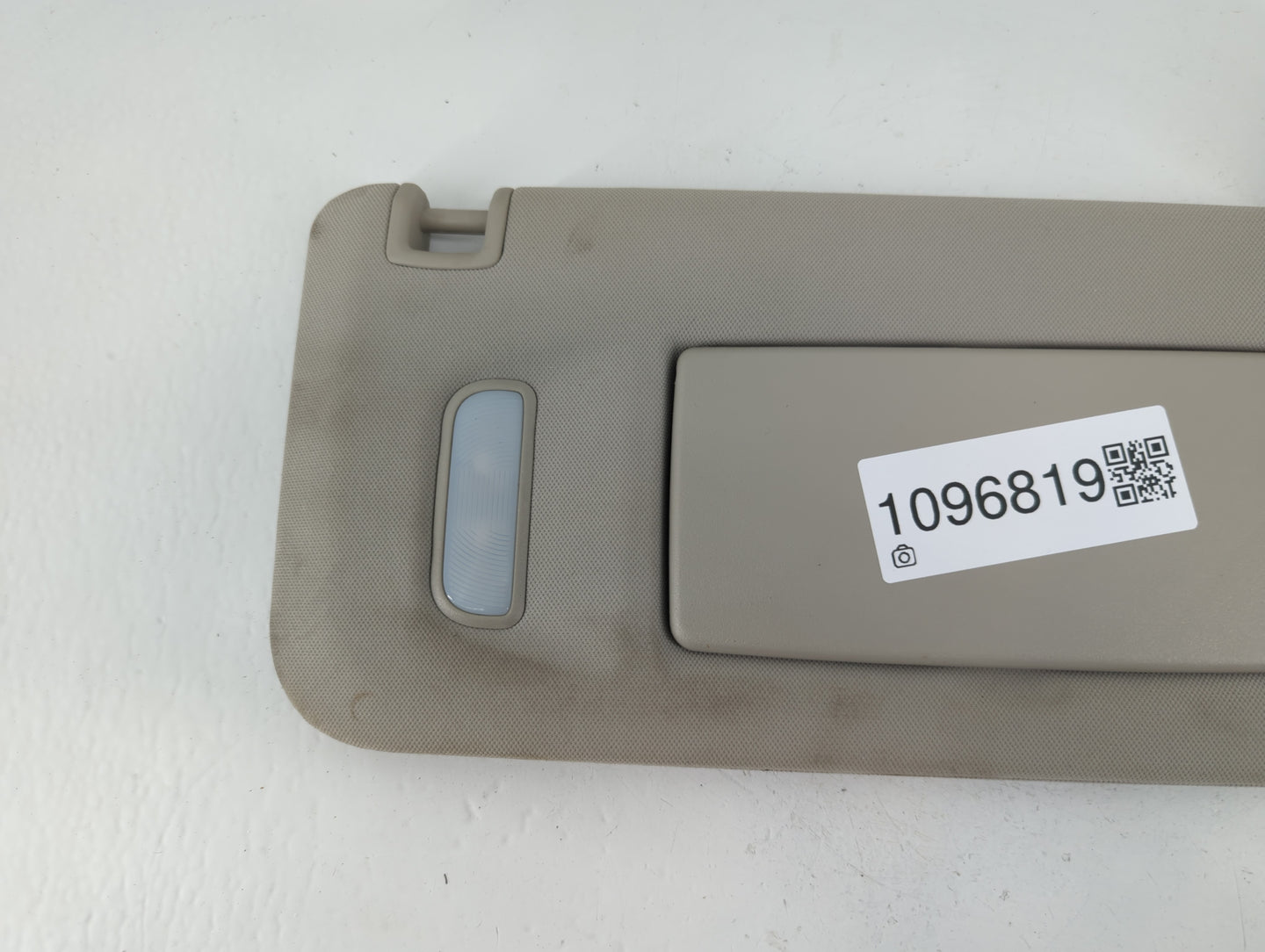 2007-2013 Gmc Sierra 1500 Sun Visor Shade Replacement Passenger Right Mirror Fits Fits 2007 2008 2009 2010 2011 2012 2013 20