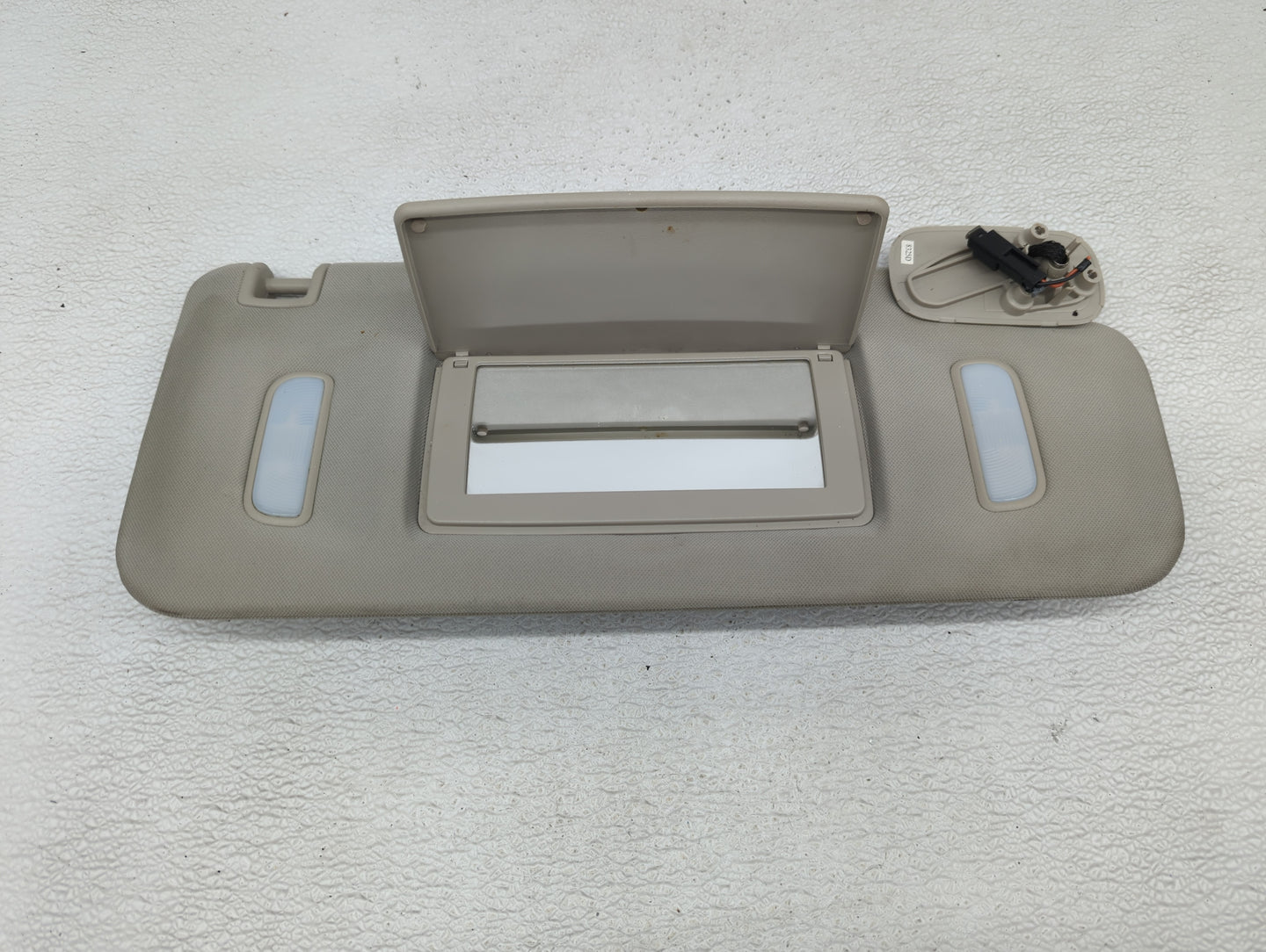 2007-2013 Gmc Sierra 1500 Sun Visor Shade Replacement Passenger Right Mirror Fits Fits 2007 2008 2009 2010 2011 2012 2013 20