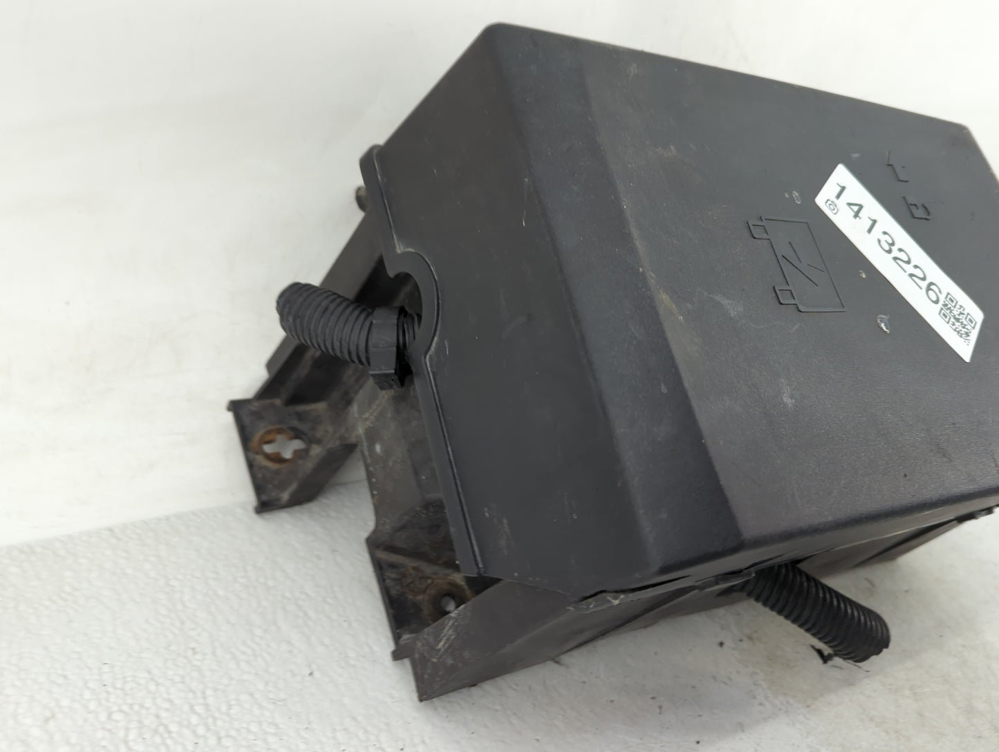 2007-2009 Gmc Sierra 1500 Fusebox Fuse Box Panel Relay Module Fits Fits 2007 2008 2009 OEM Used Auto Parts - Oemusedautopart