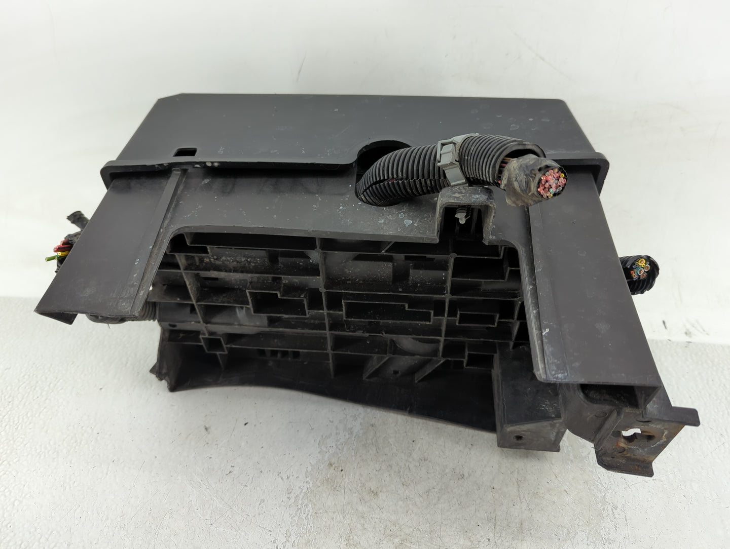 2007-2009 Gmc Sierra 1500 Fusebox Fuse Box Panel Relay Module Fits Fits 2007 2008 2009 OEM Used Auto Parts - Oemusedautopart